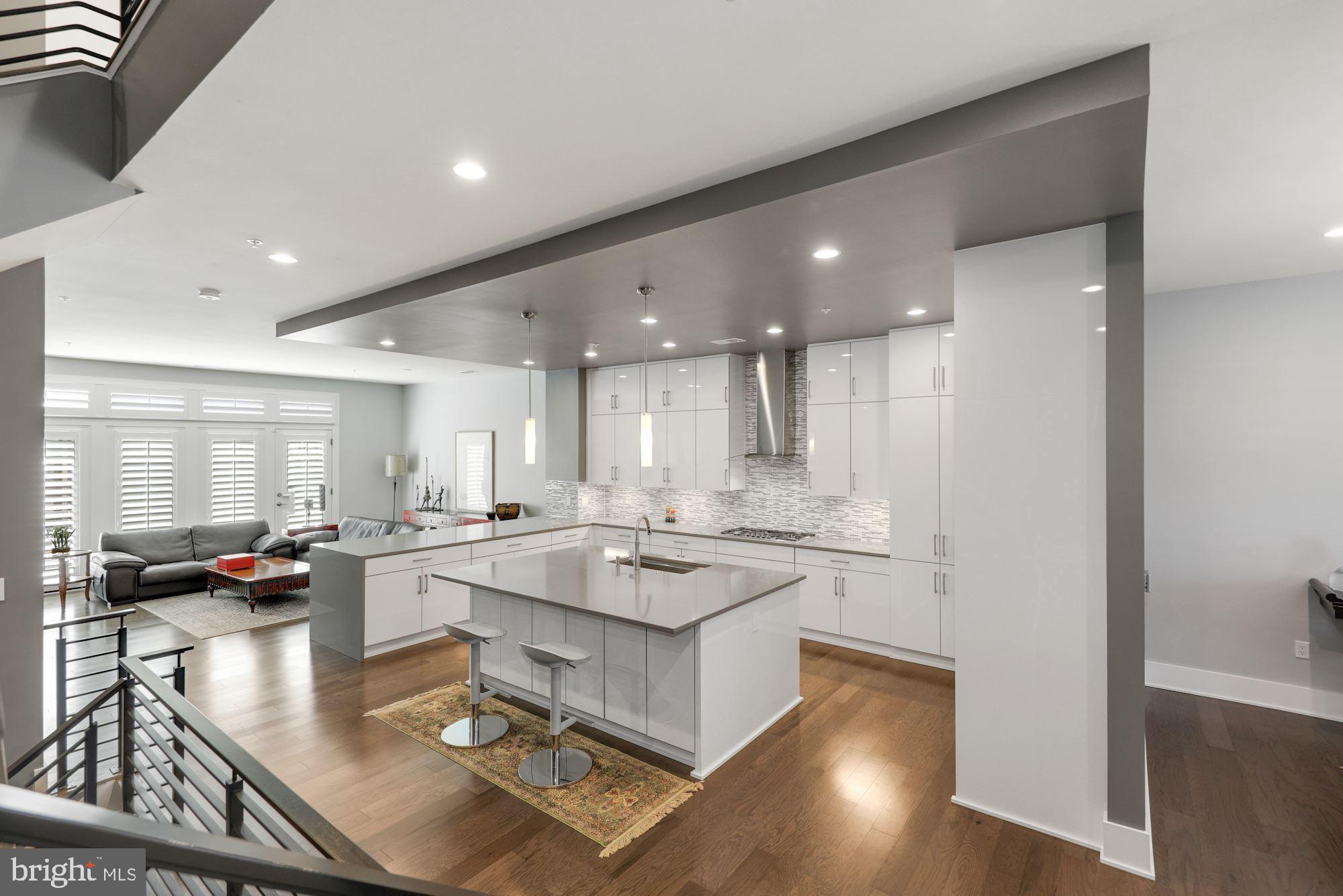 GROSVENOR HEIGHTS - Residential