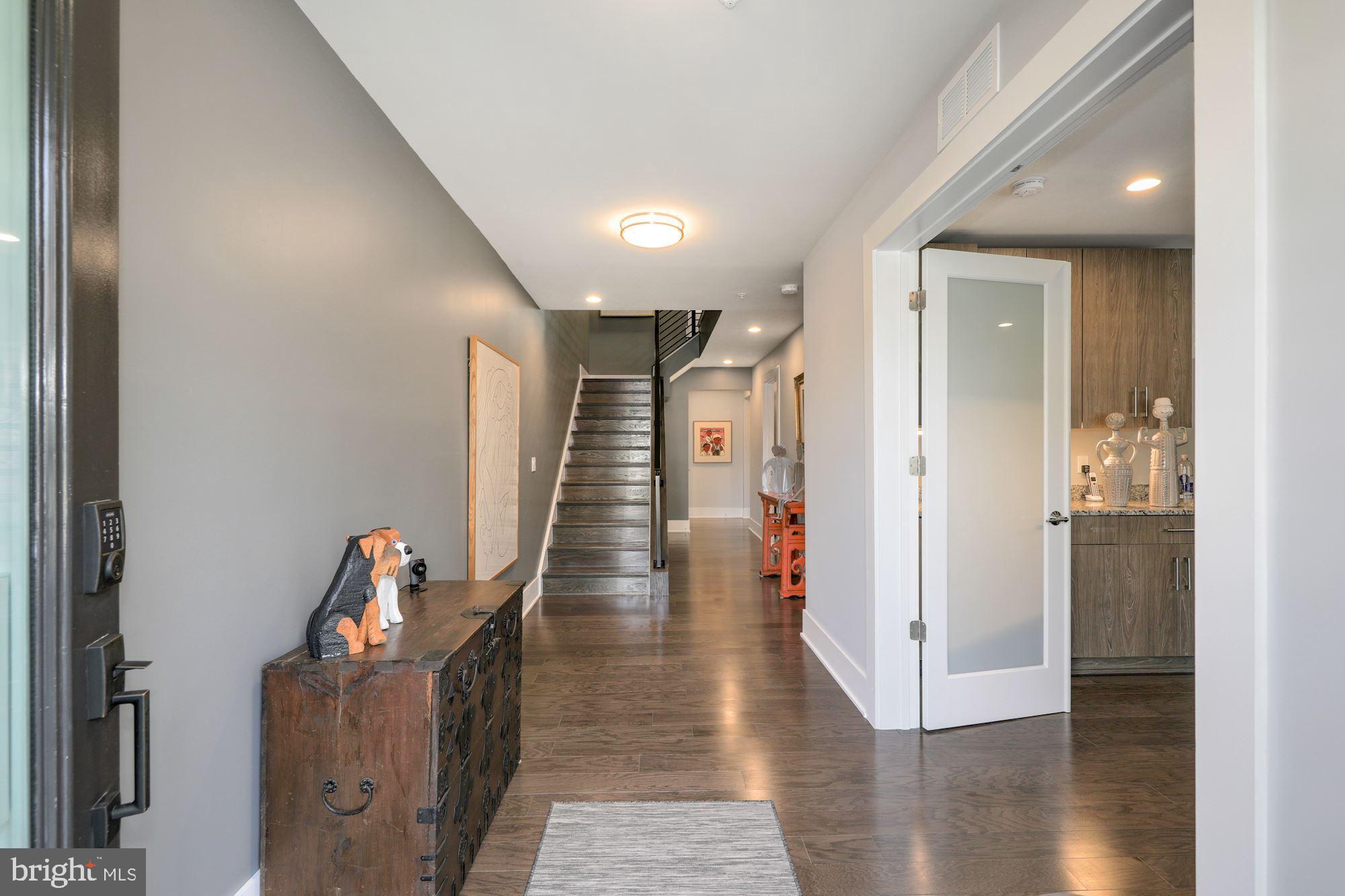 GROSVENOR HEIGHTS - Residential