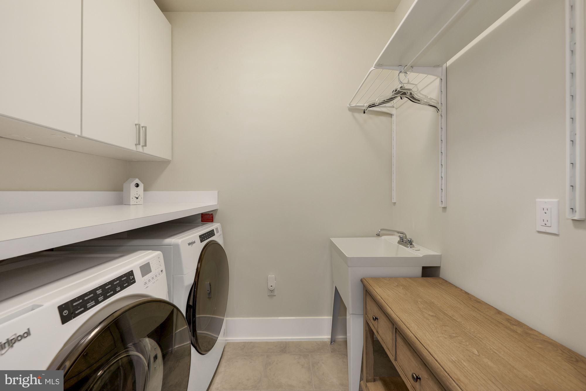 GROSVENOR HEIGHTS - Residential