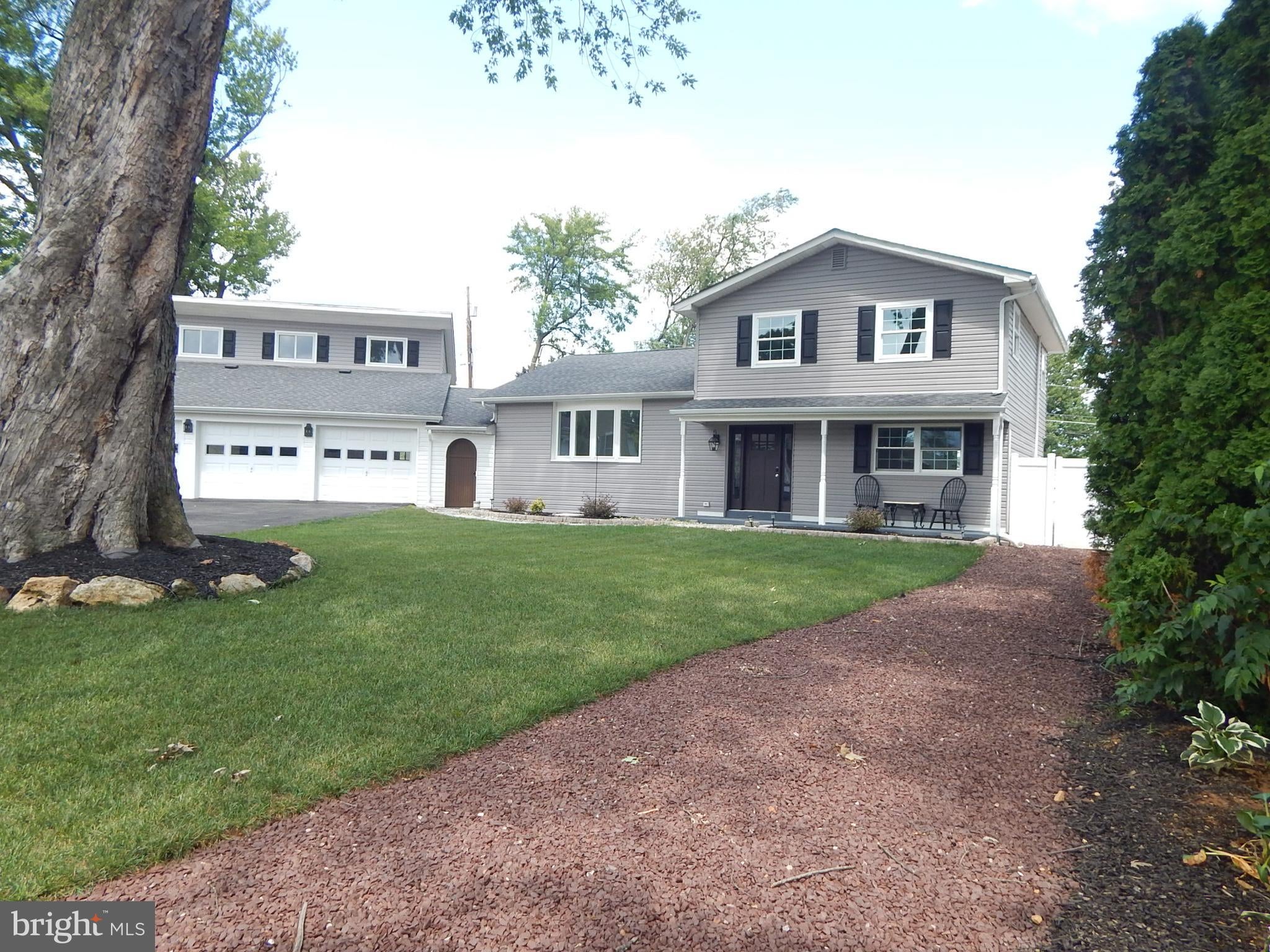 5833 HILL DRIVE