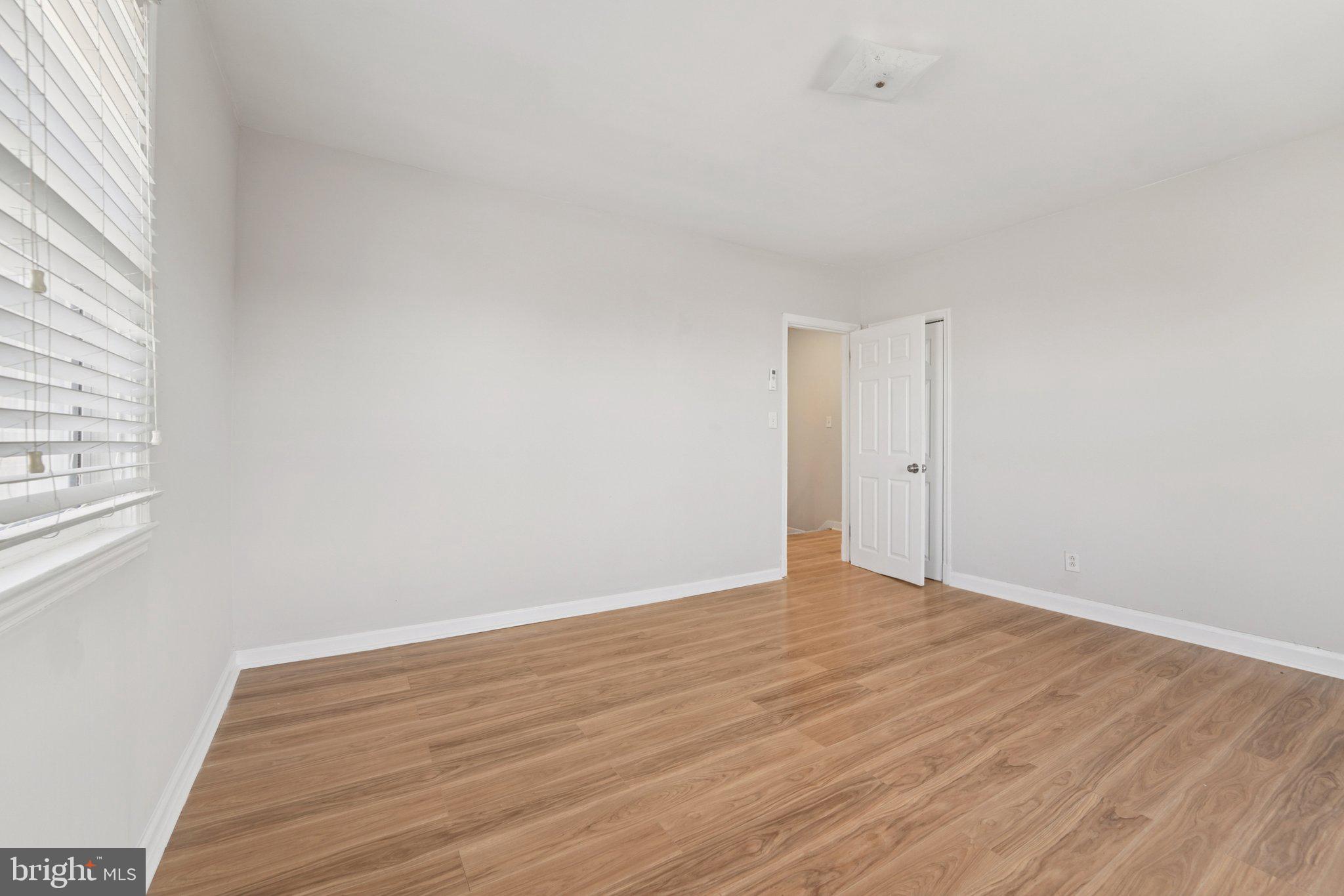 RAMBLEWOOD - Residential