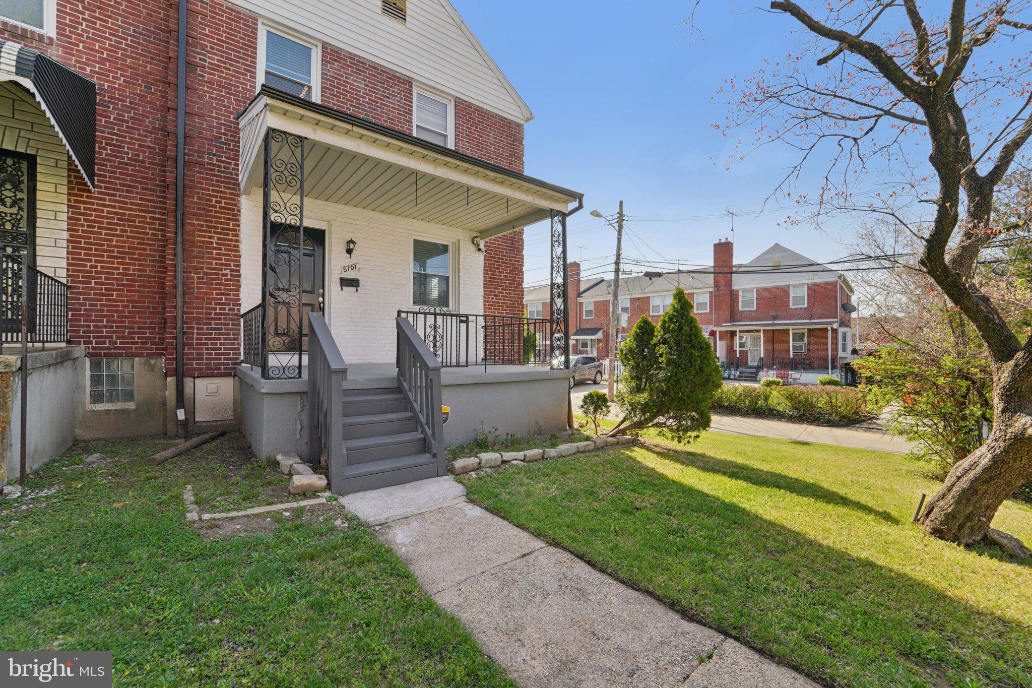 RAMBLEWOOD - Residential