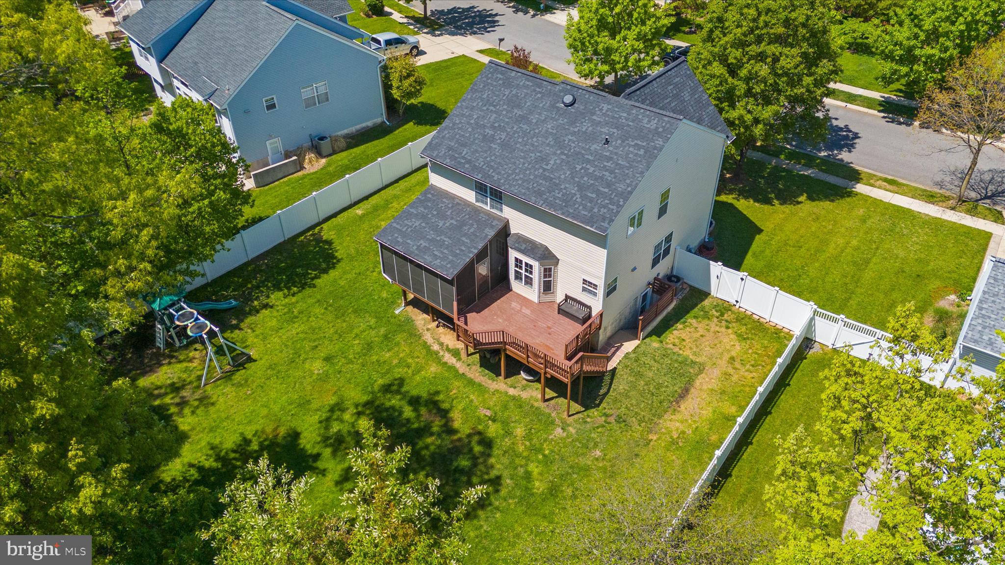 WILLOW RUN - Residential
