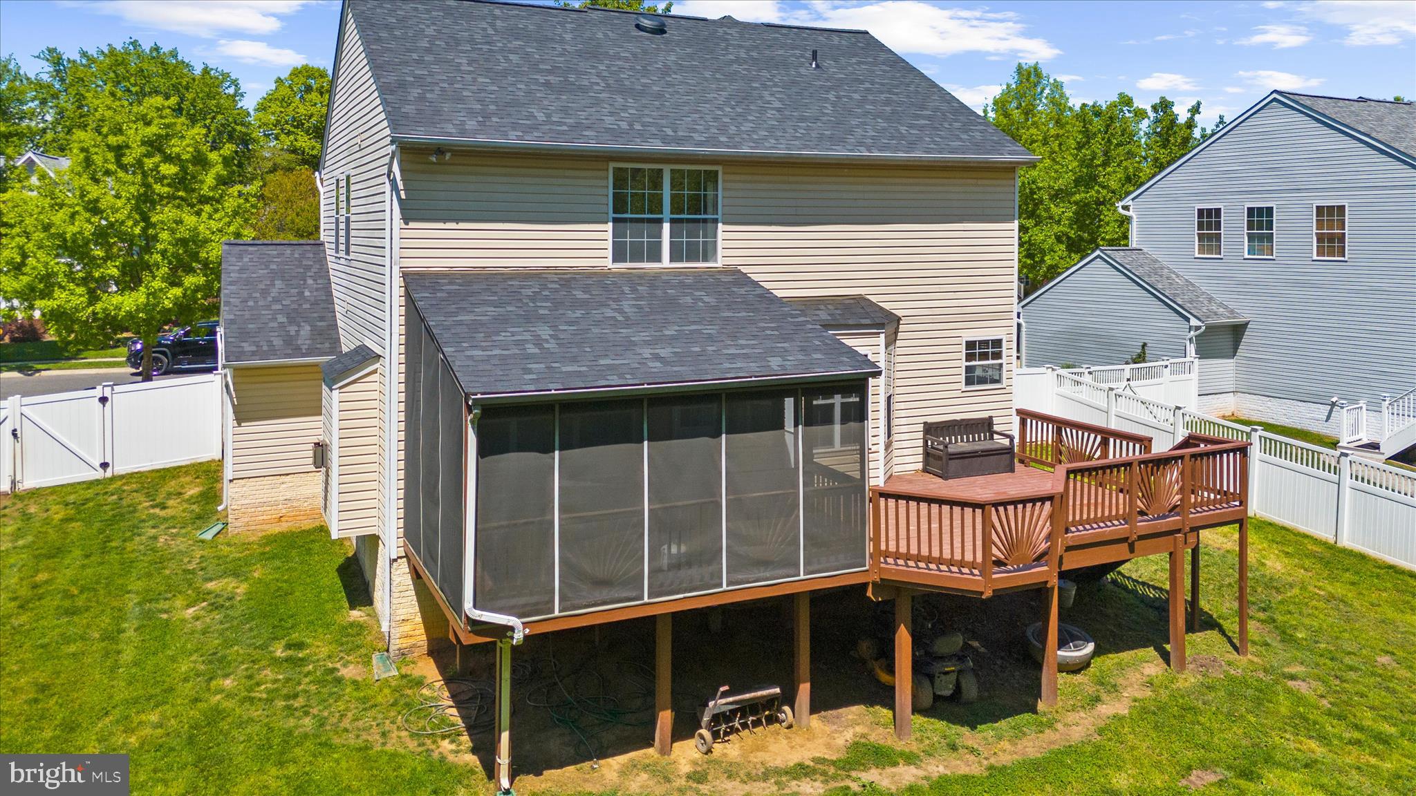 WILLOW RUN - Residential