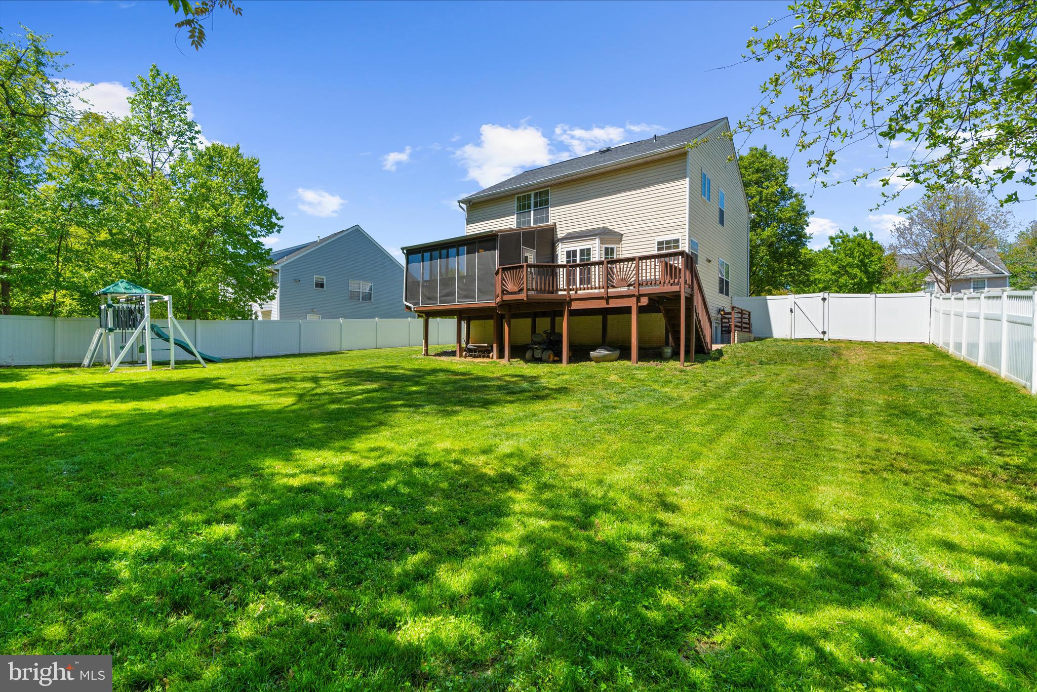WILLOW RUN - Residential