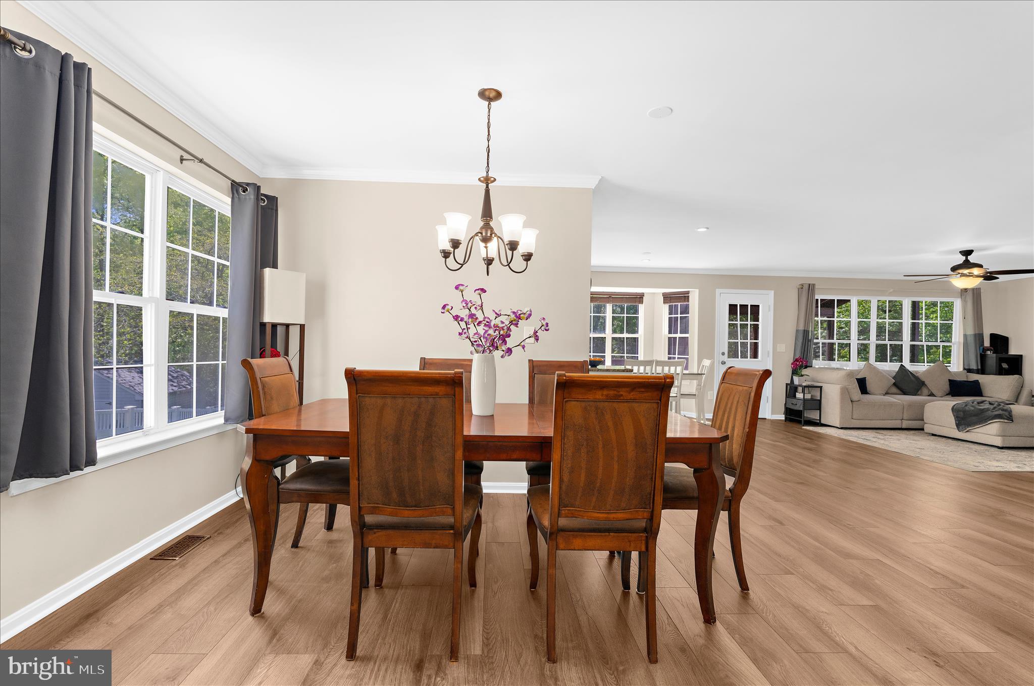 WILLOW RUN - Residential
