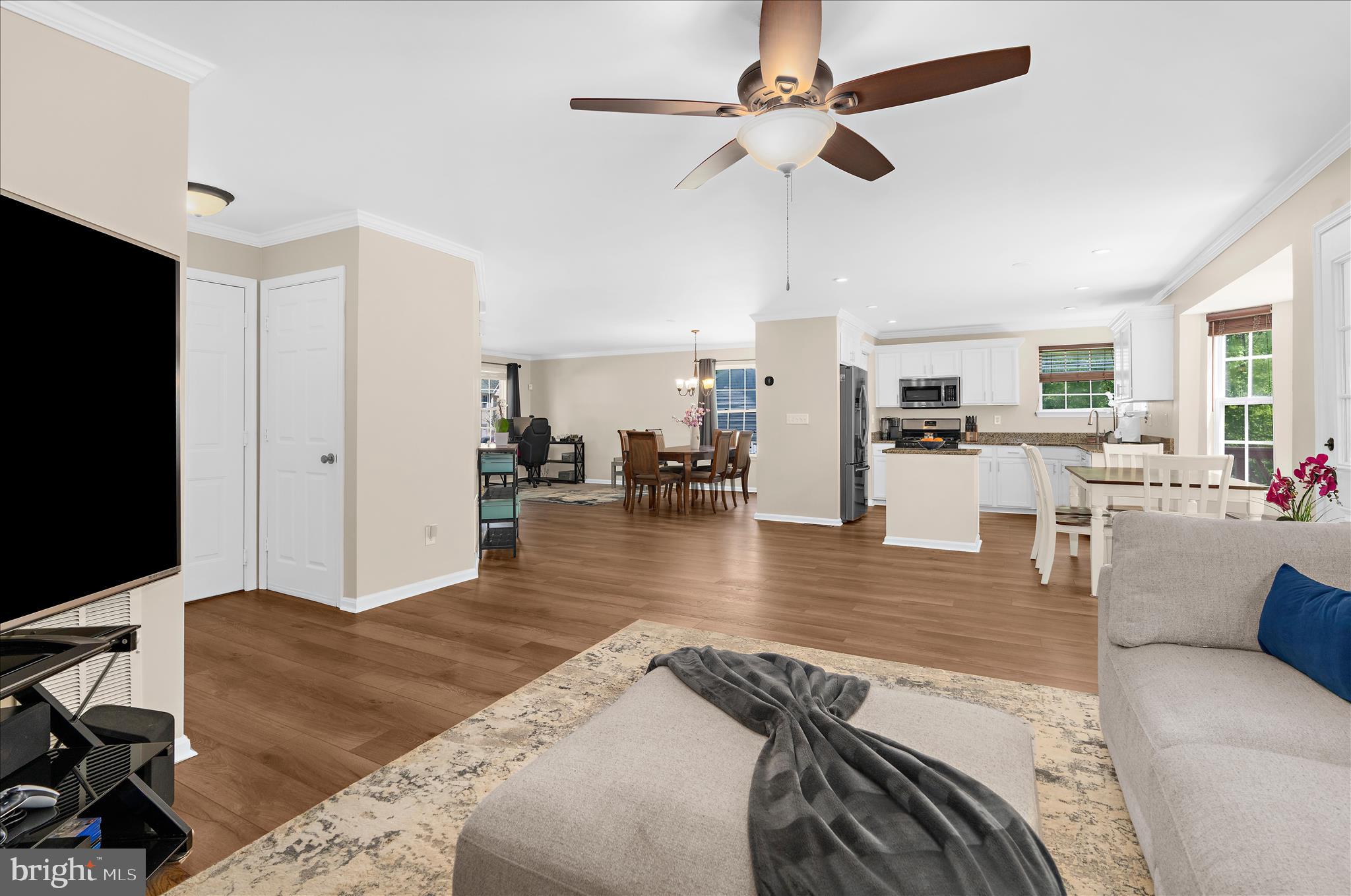 WILLOW RUN - Residential