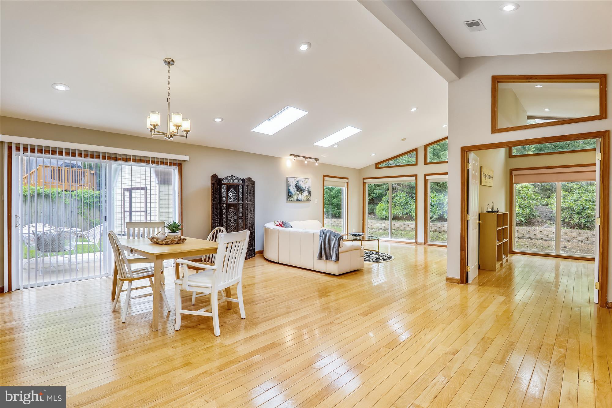 CALTOR MANOR - Residential