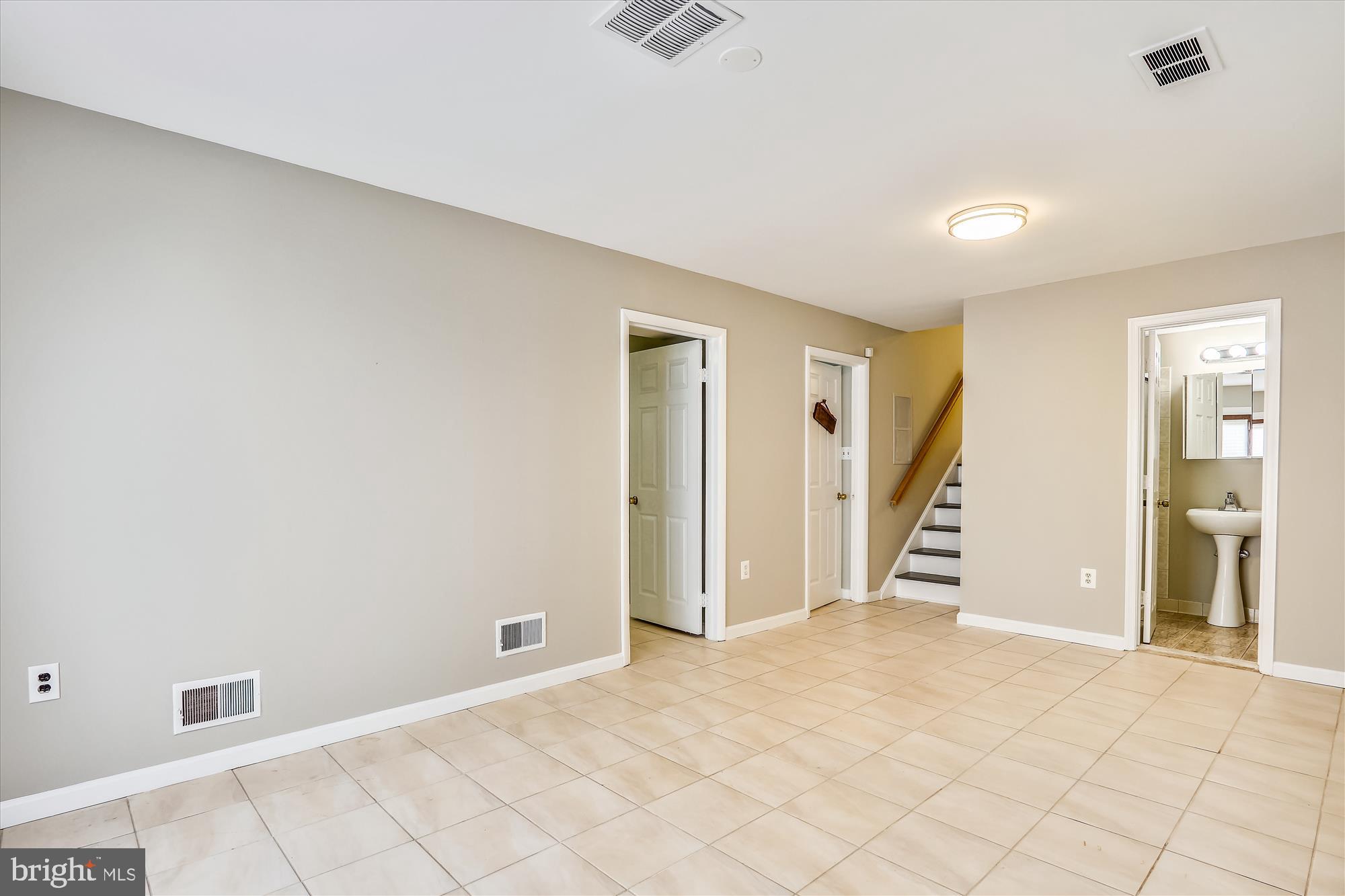 CALTOR MANOR - Residential