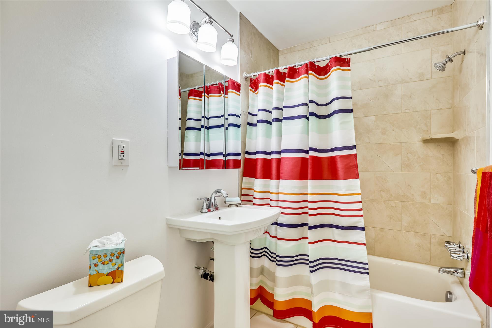 CALTOR MANOR - Residential