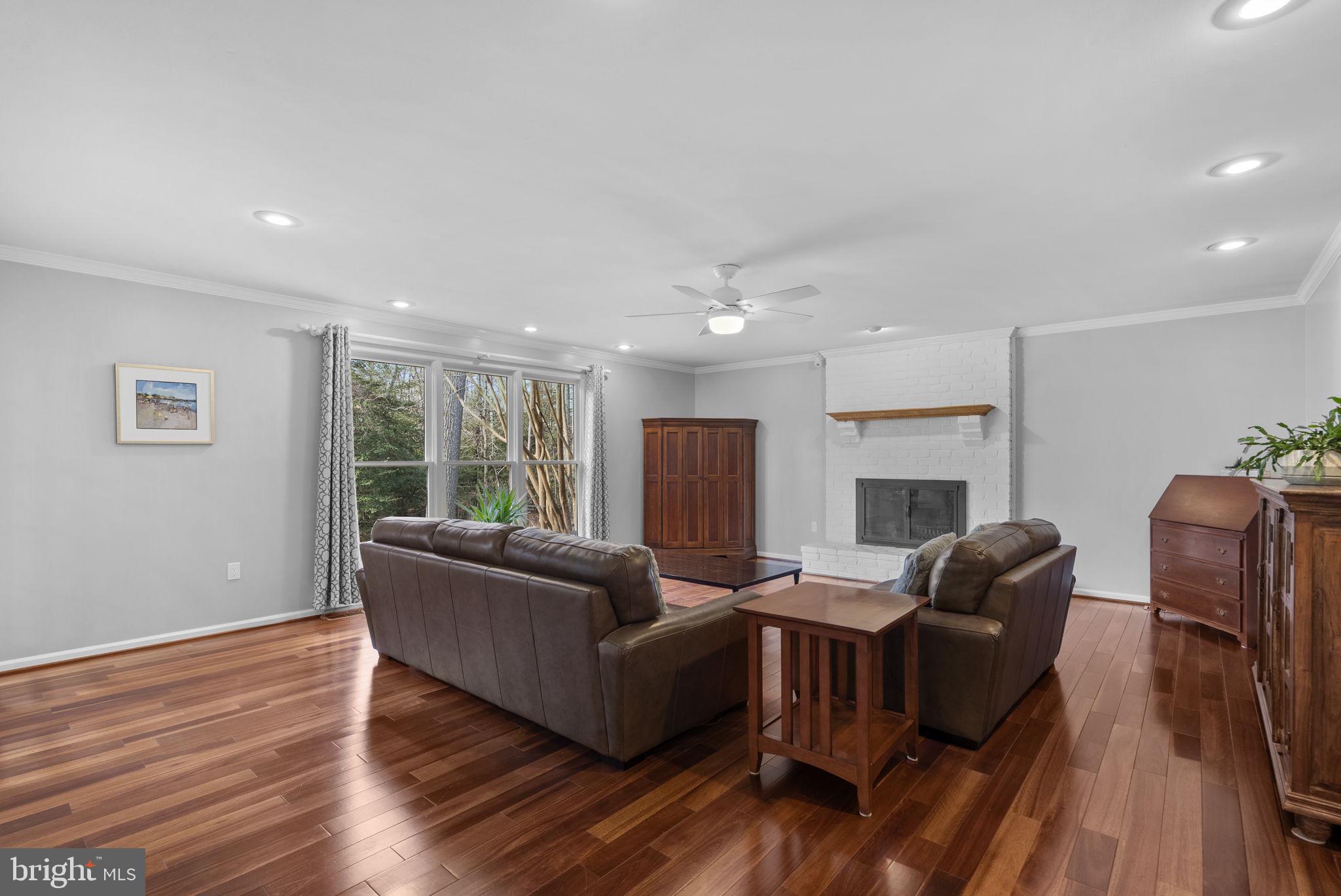 WOODBRIDGE FOREST - Residential