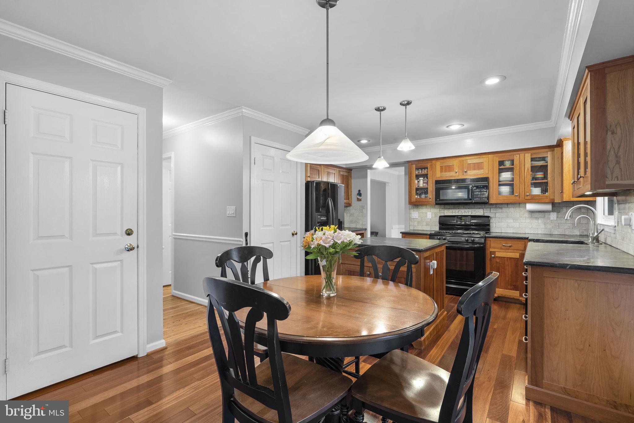 WOODBRIDGE FOREST - Residential