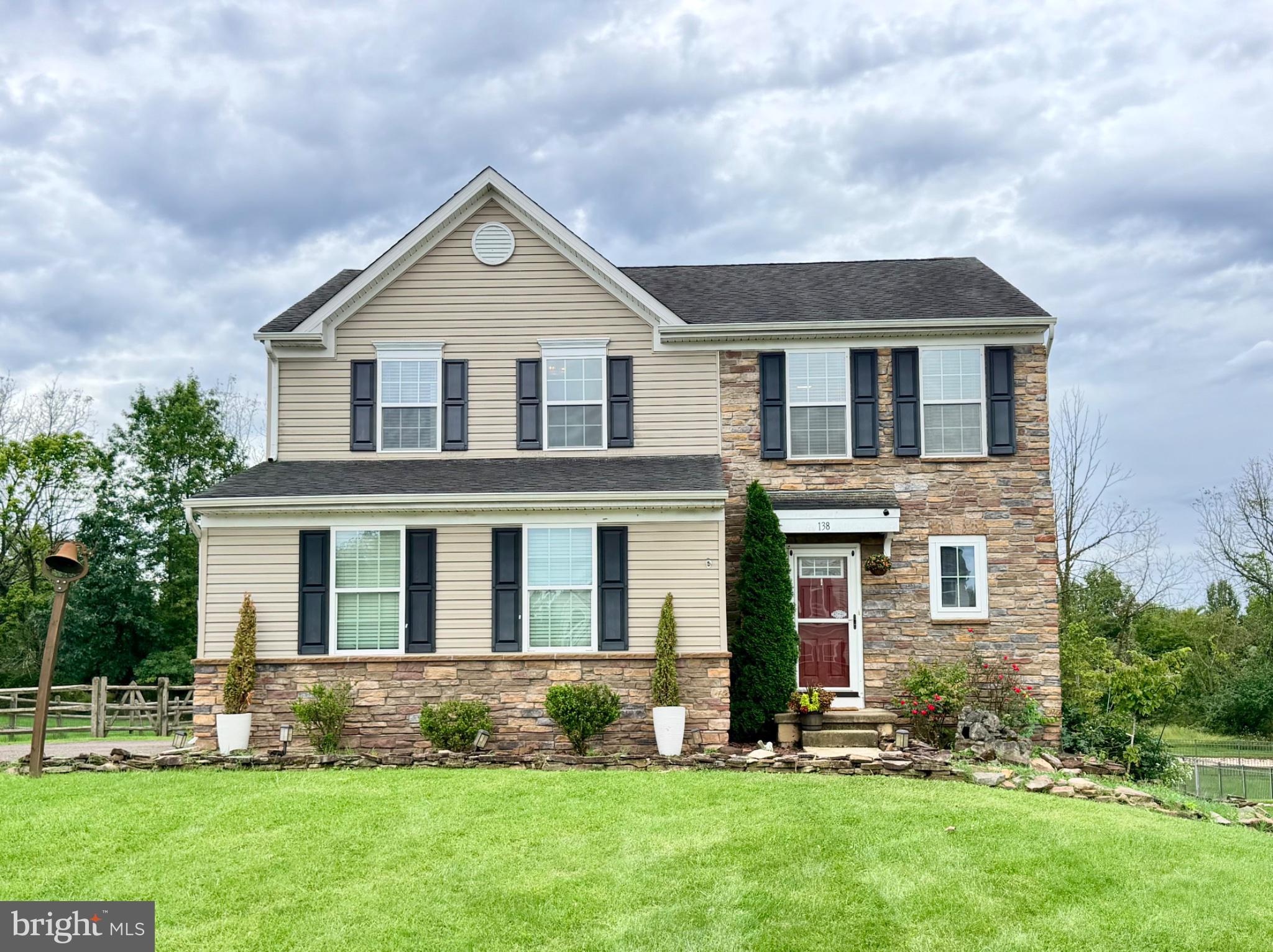 138 MEADOWSIDE DRIVE