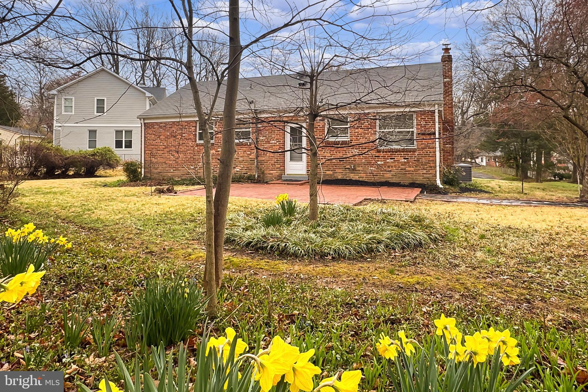 COLUMBIA PINES - Residential