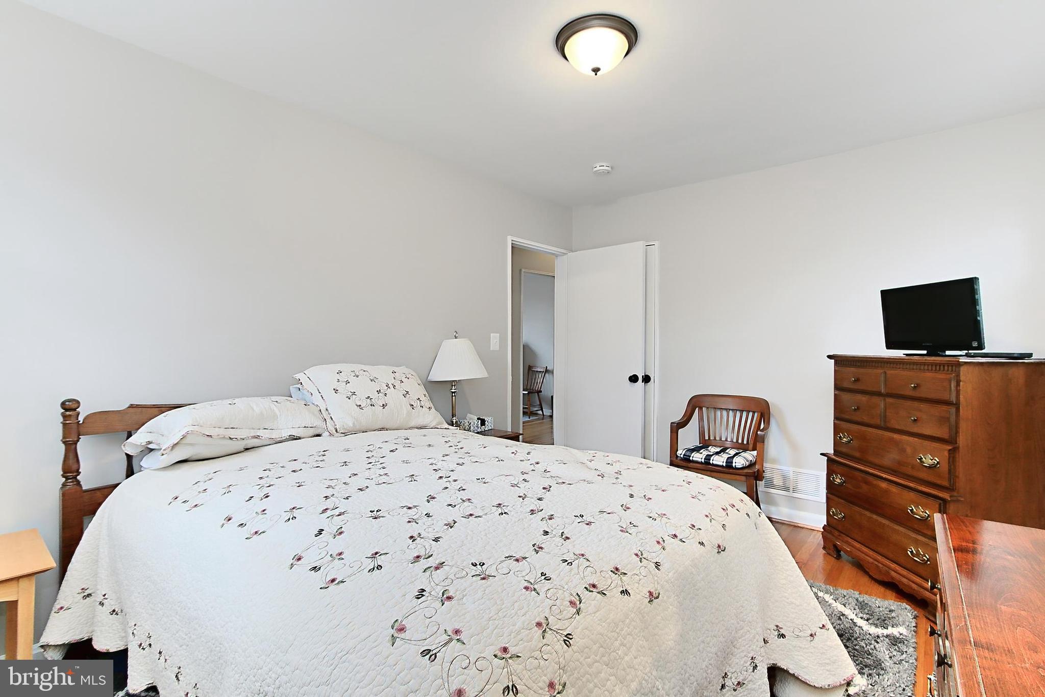 COLUMBIA PINES - Residential