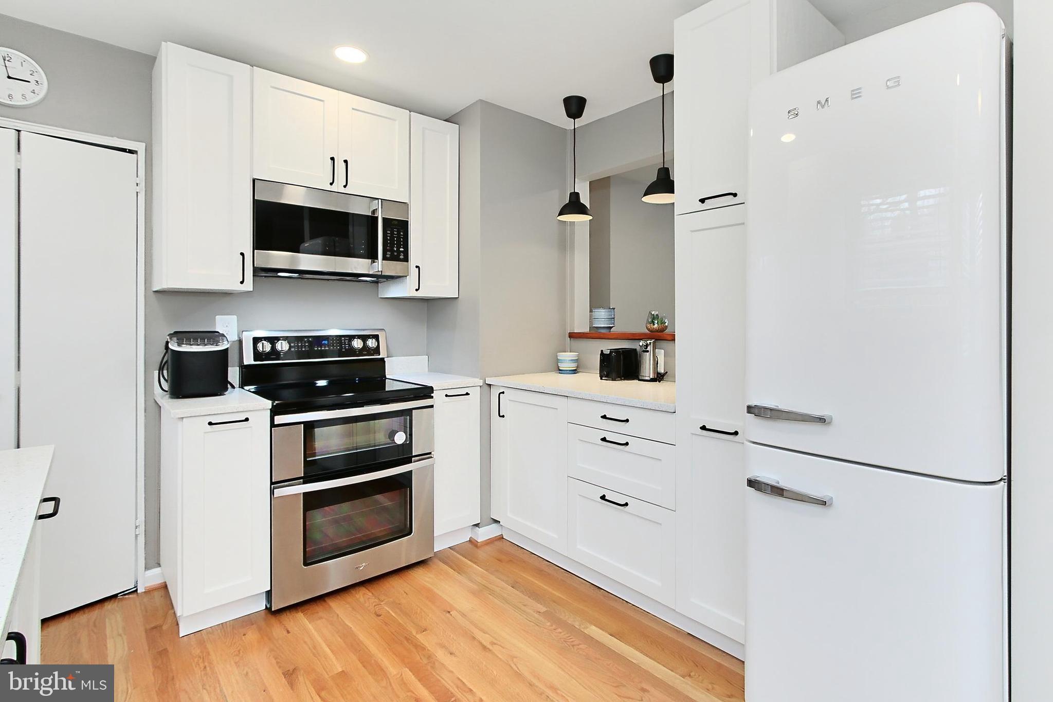 COLUMBIA PINES - Residential