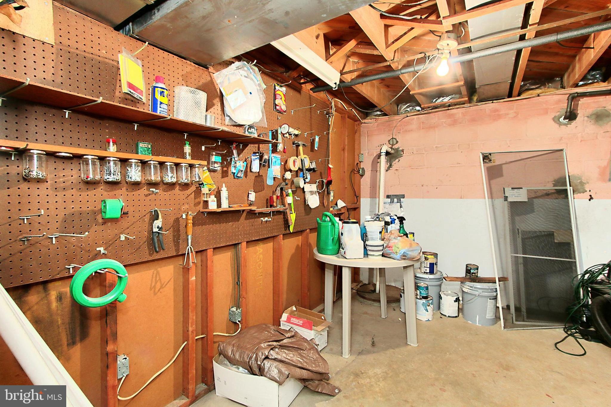 COLUMBIA PINES - Residential