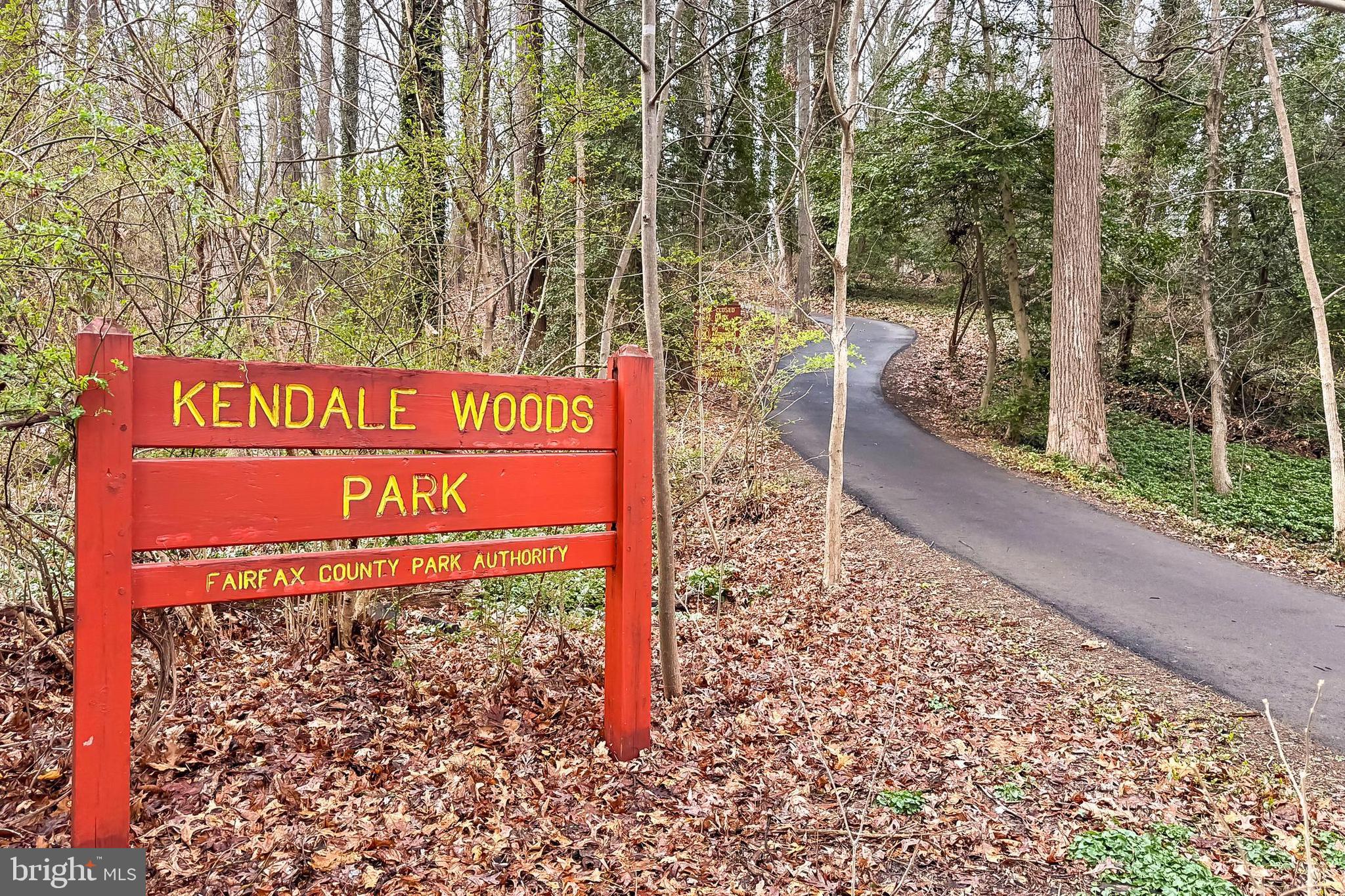 COLUMBIA PINES - Residential