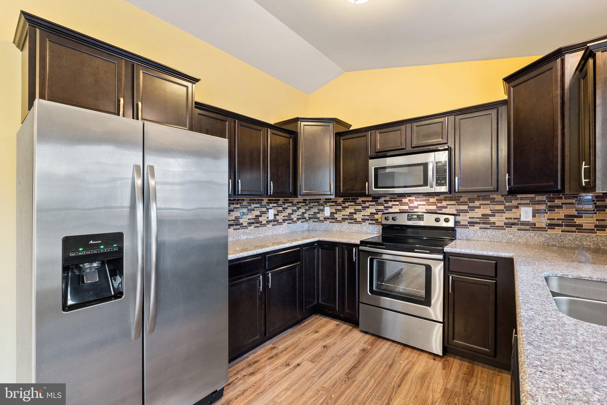 RED HILL - Residential