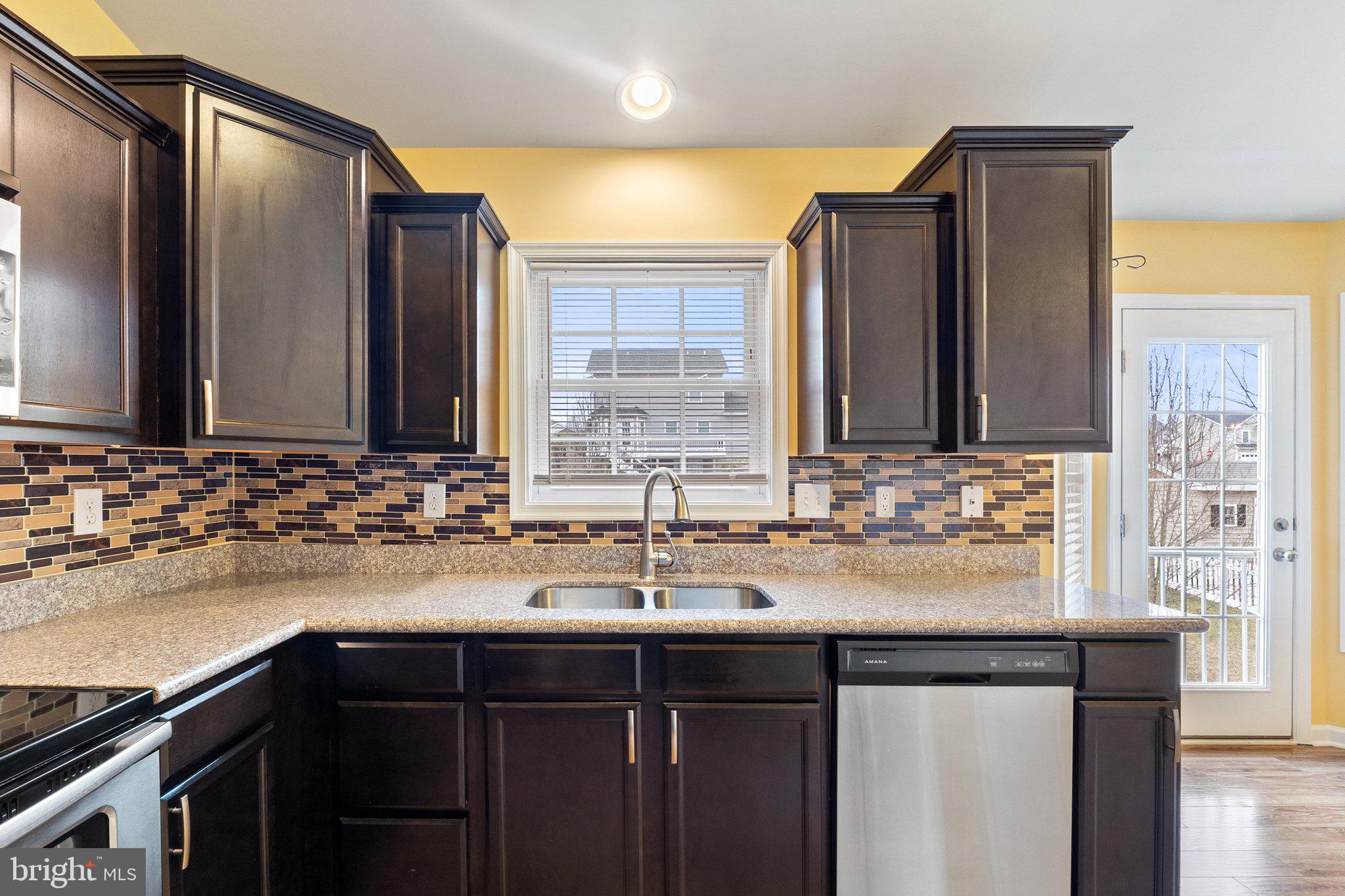 RED HILL - Residential