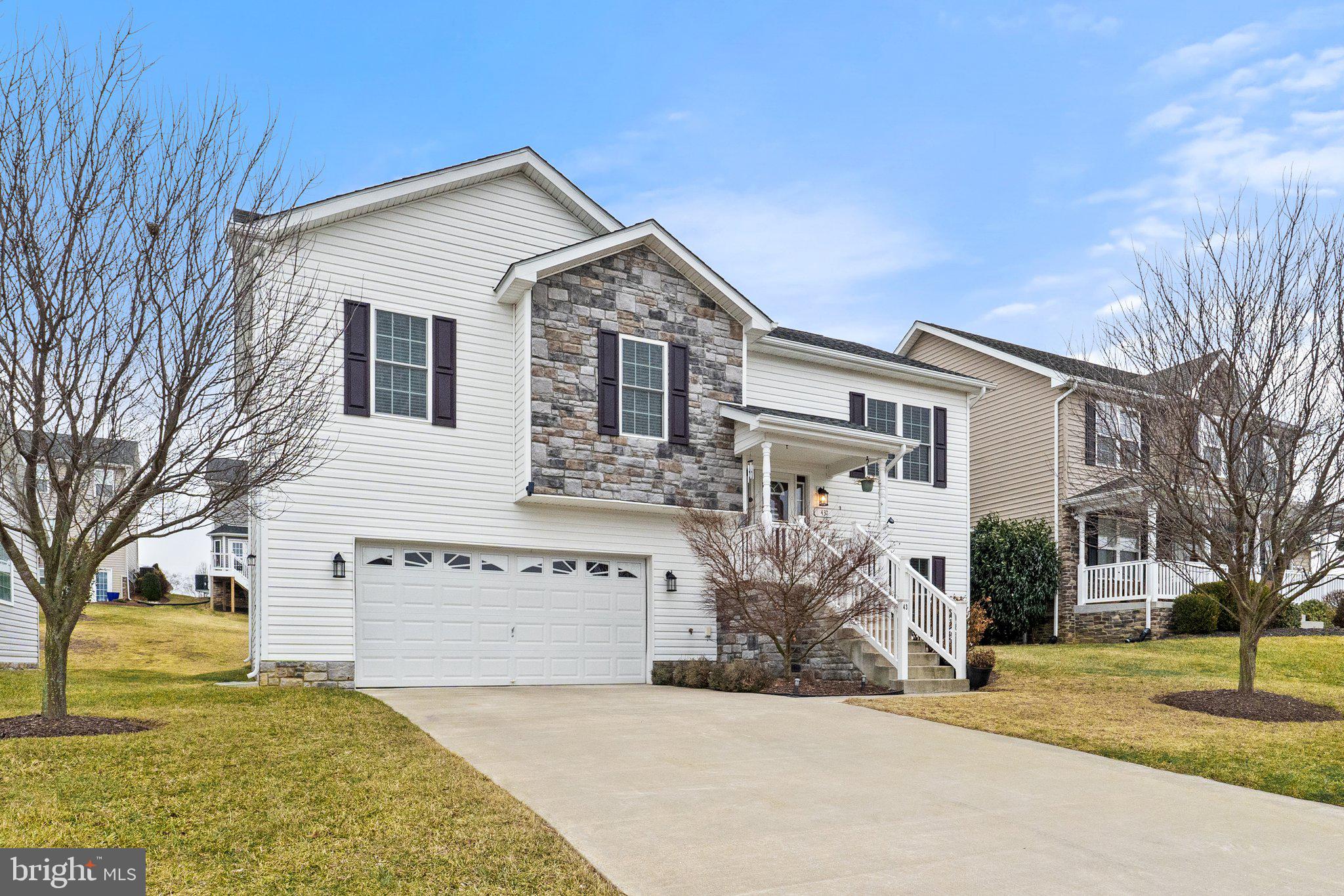 RED HILL - Residential