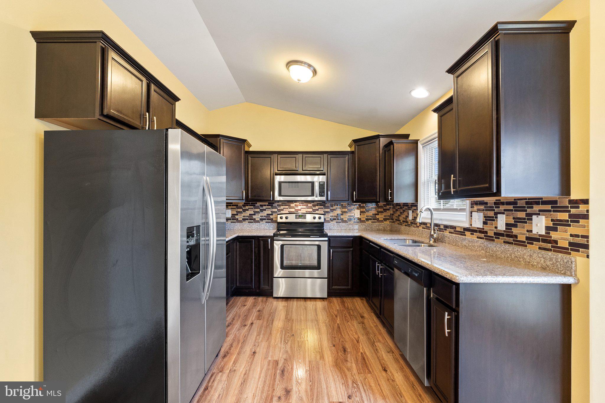 RED HILL - Residential