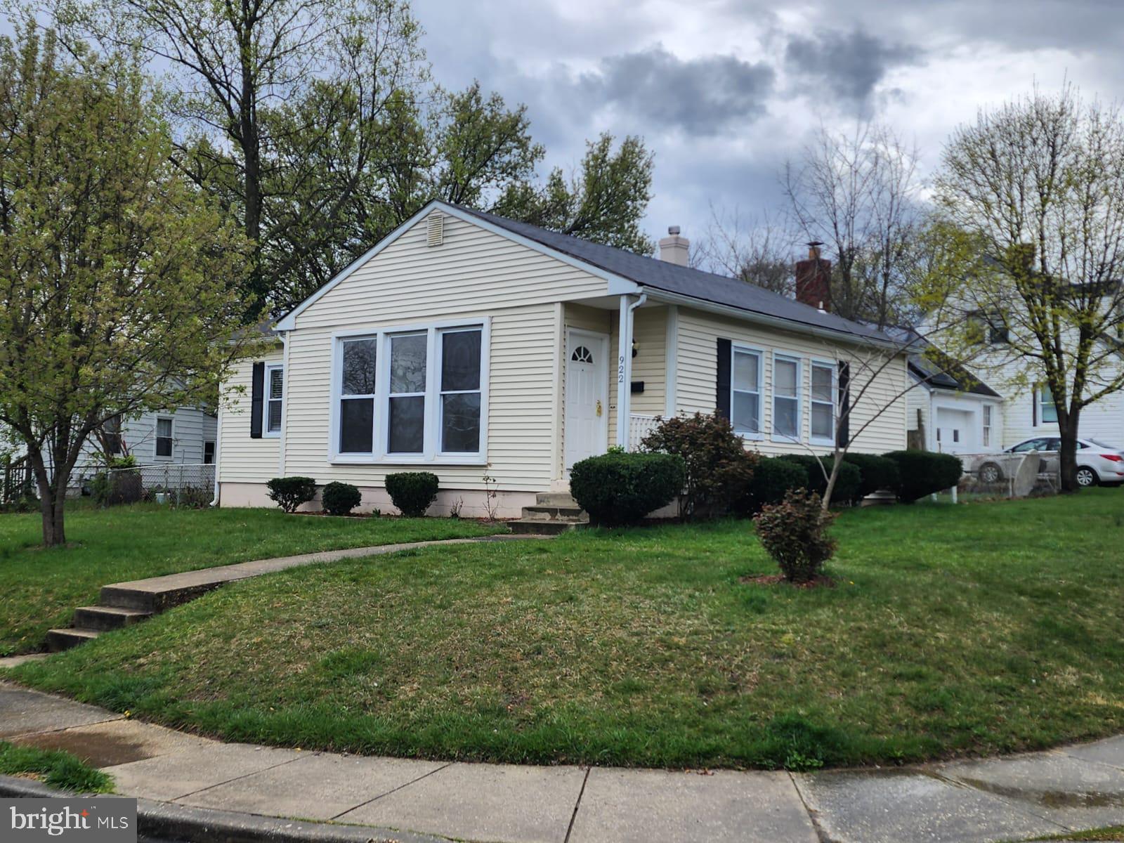 LAUREL GARDENS - Residential