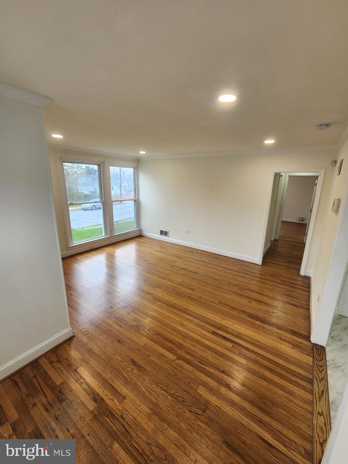 LAUREL GARDENS - Residential