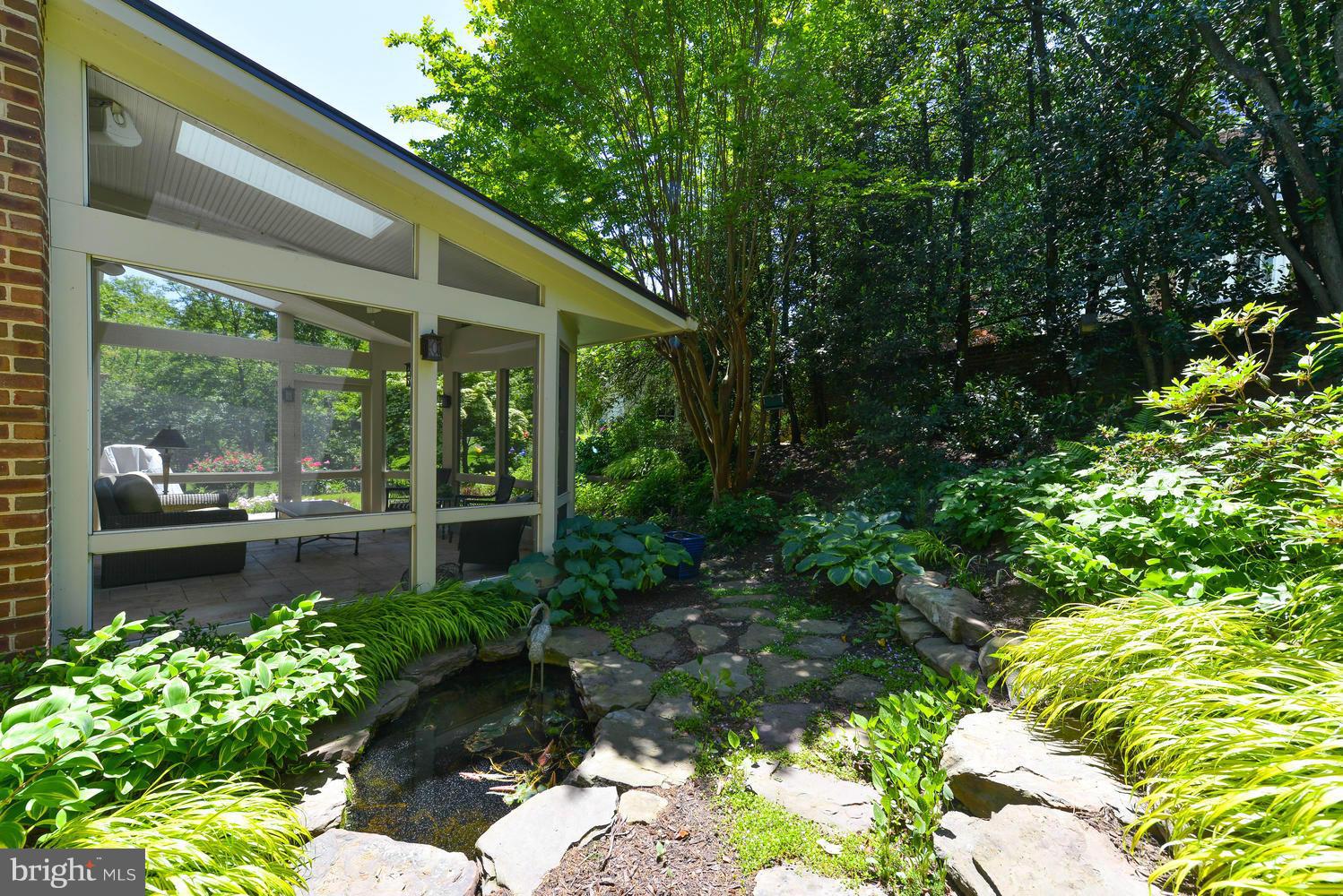 ROSEMONT - Residential