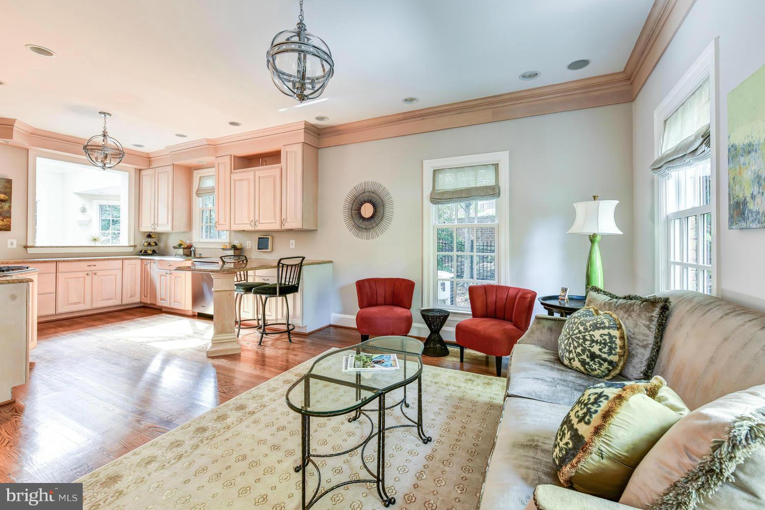 ROSEMONT - Residential