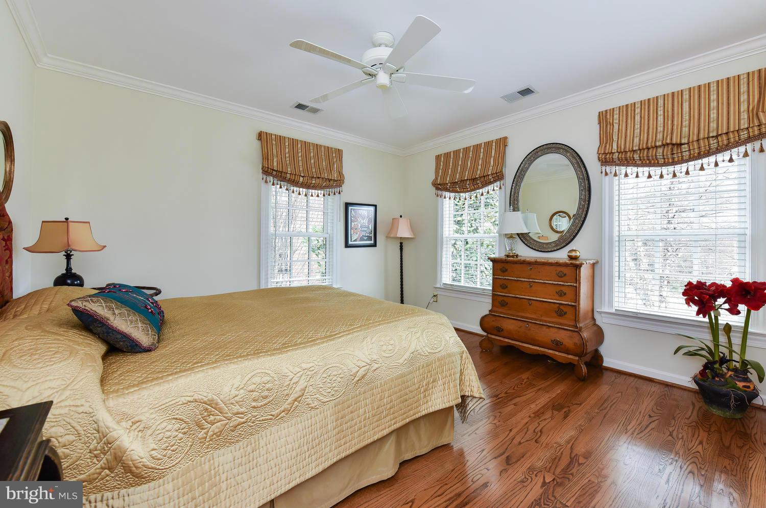 ROSEMONT - Residential