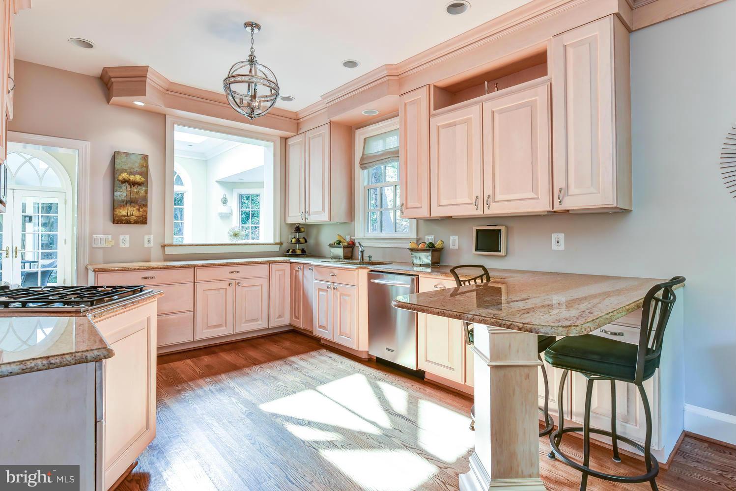 ROSEMONT - Residential