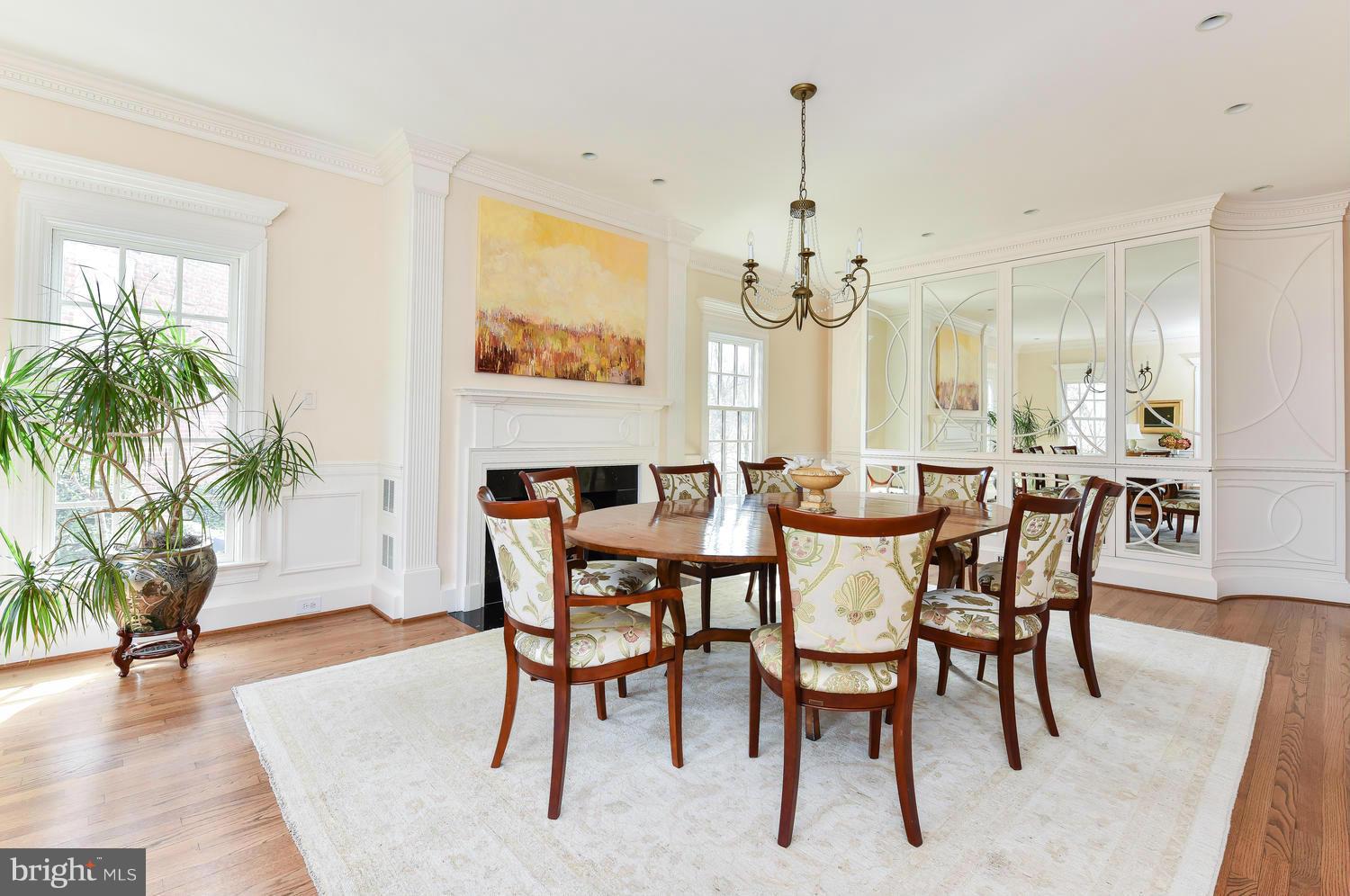 ROSEMONT - Residential