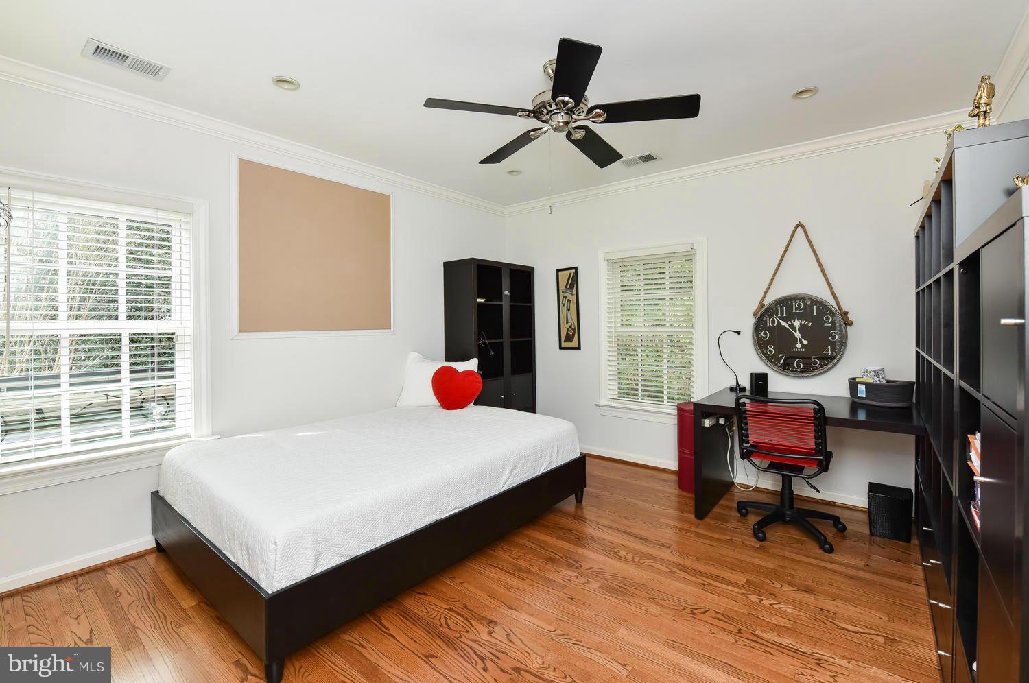 ROSEMONT - Residential