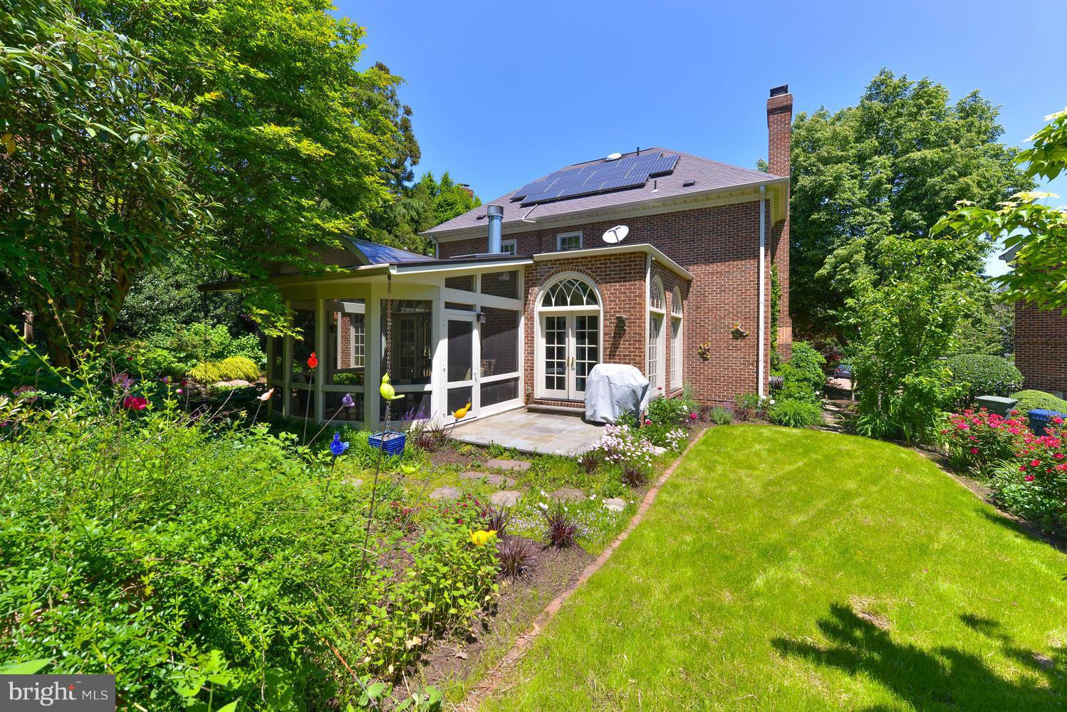 ROSEMONT - Residential