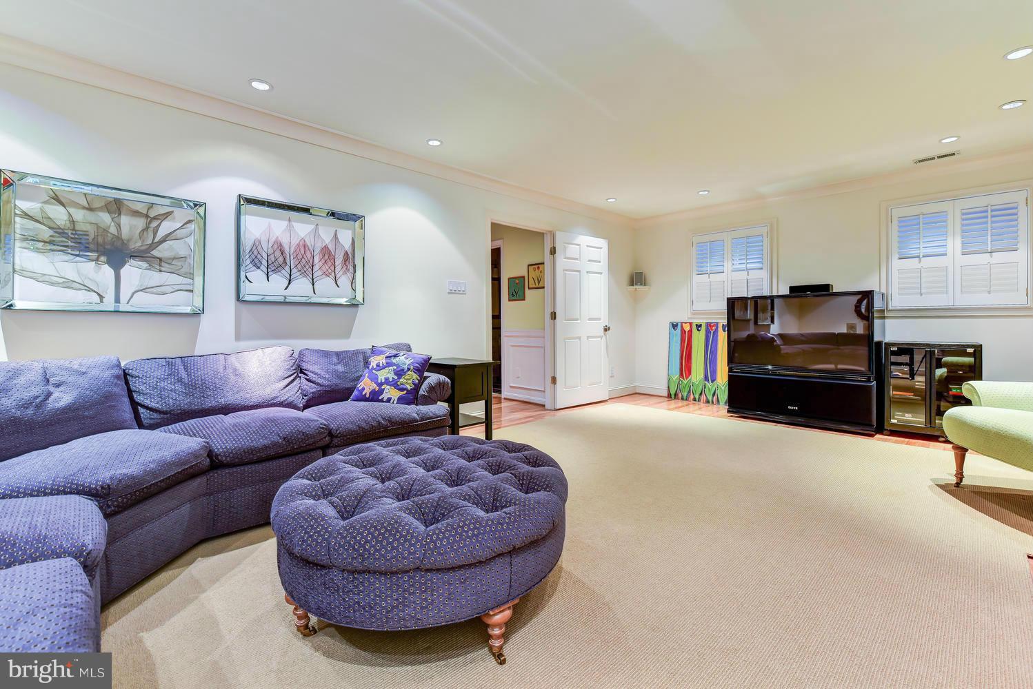 ROSEMONT - Residential