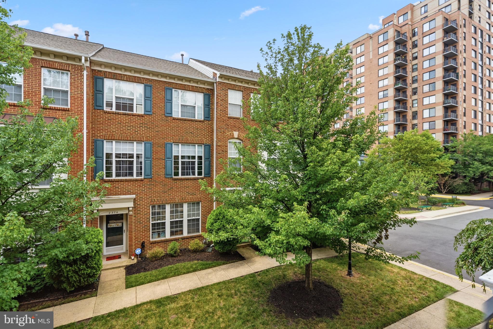 2313 HUNTINGTON STATION COURT