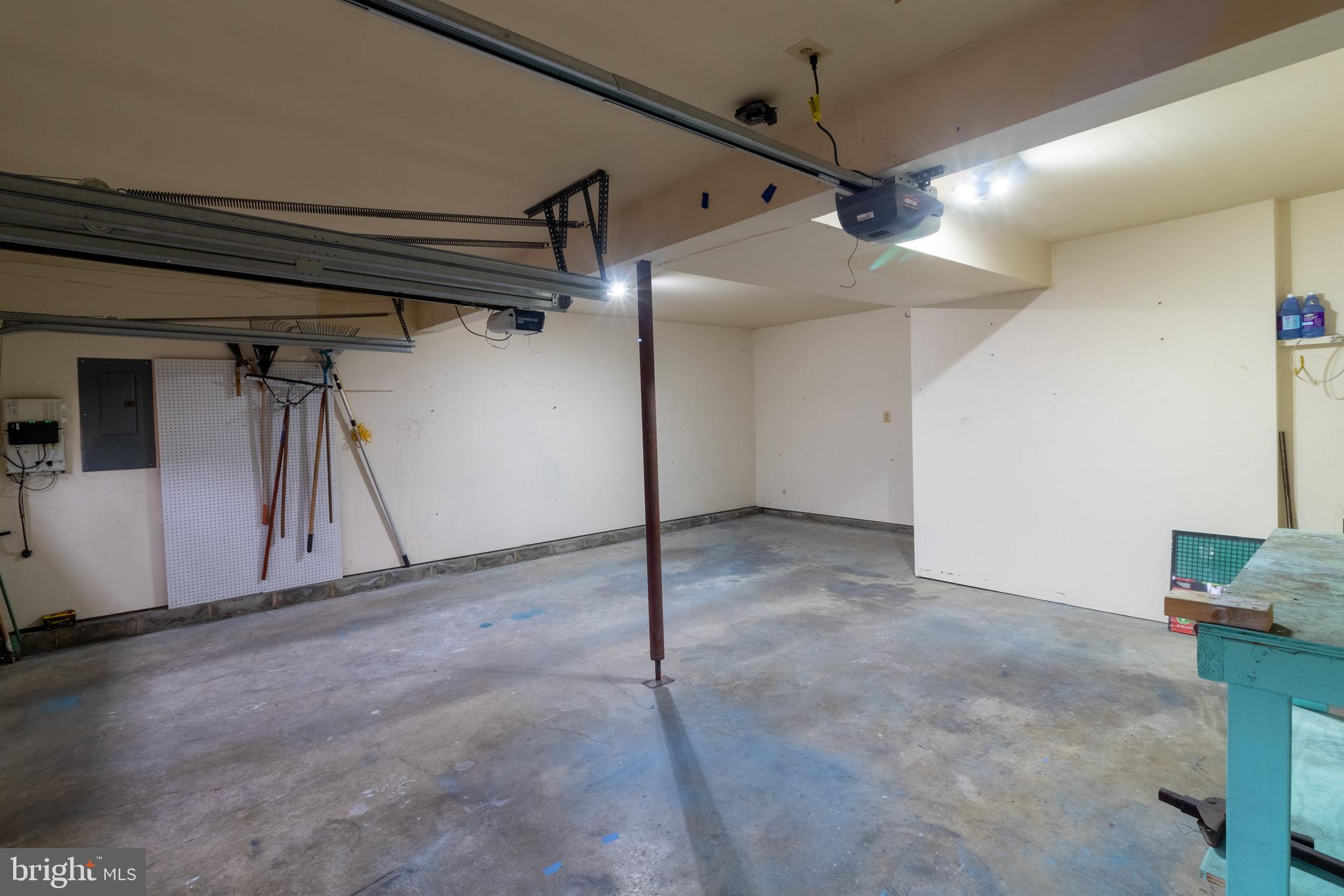 VILLAGES OF MARLBOROUGH - Residential Lease