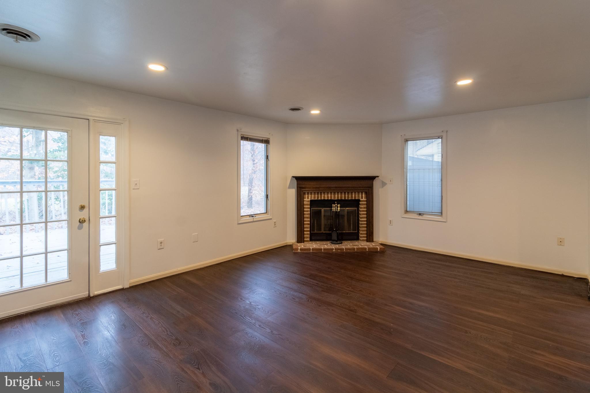 VILLAGES OF MARLBOROUGH - Residential Lease