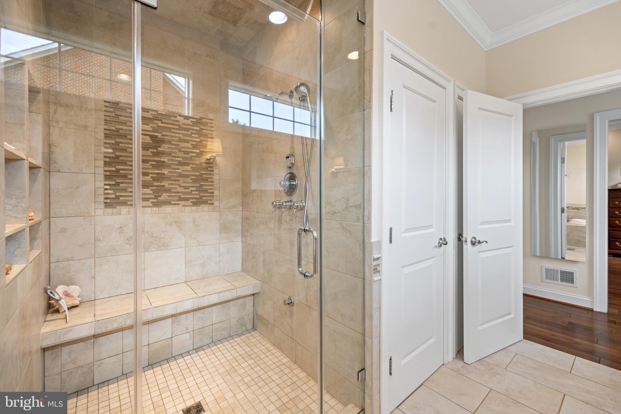 BLOODY POINT FARM - Residential