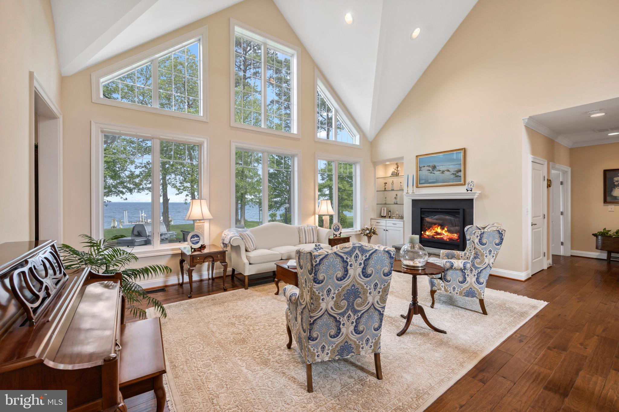 BLOODY POINT FARM - Residential