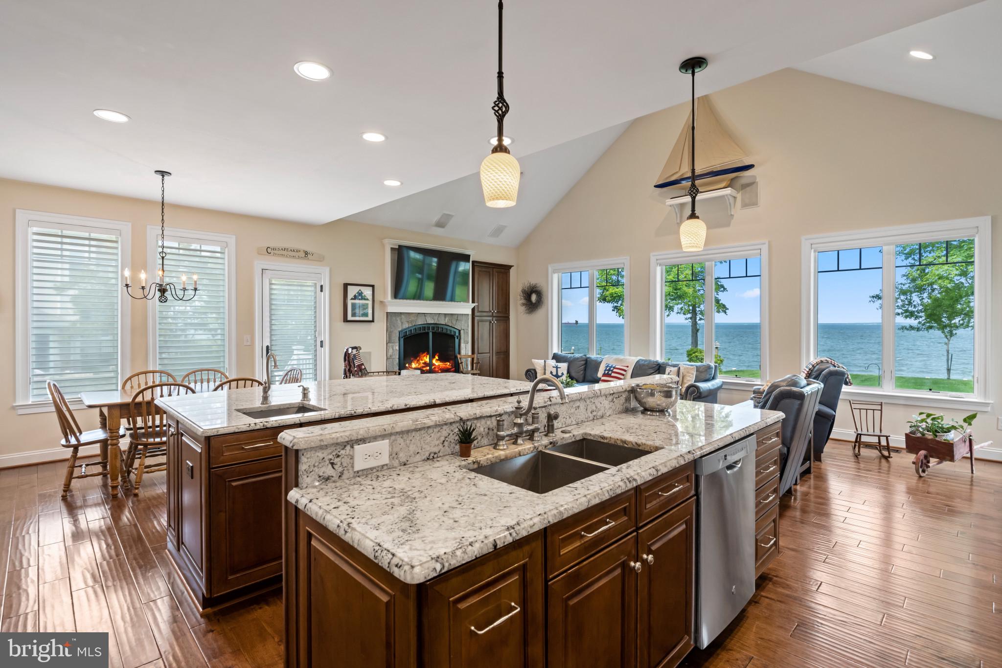 BLOODY POINT FARM - Residential