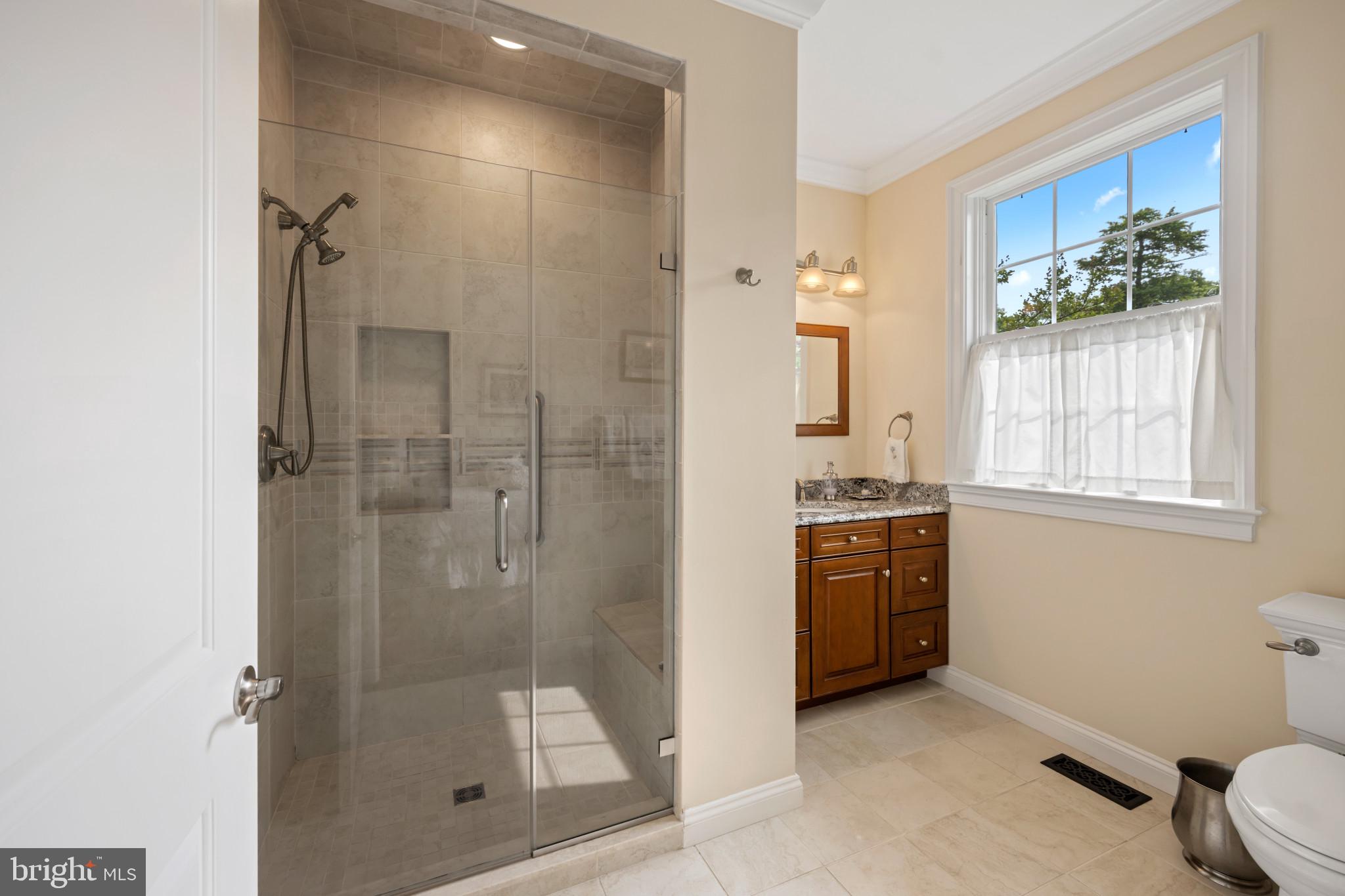 BLOODY POINT FARM - Residential