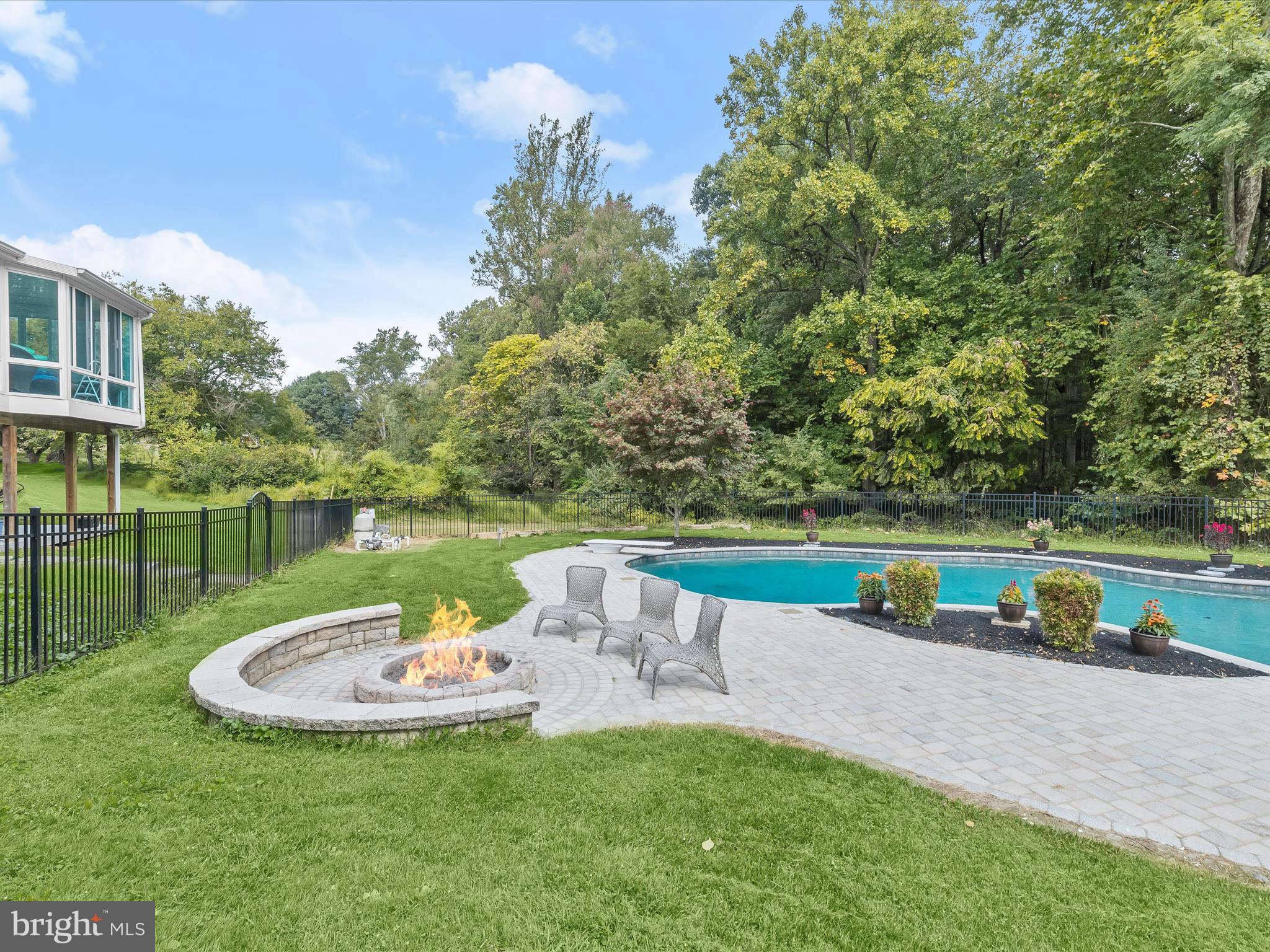 4507 RUTHERFORD WAY