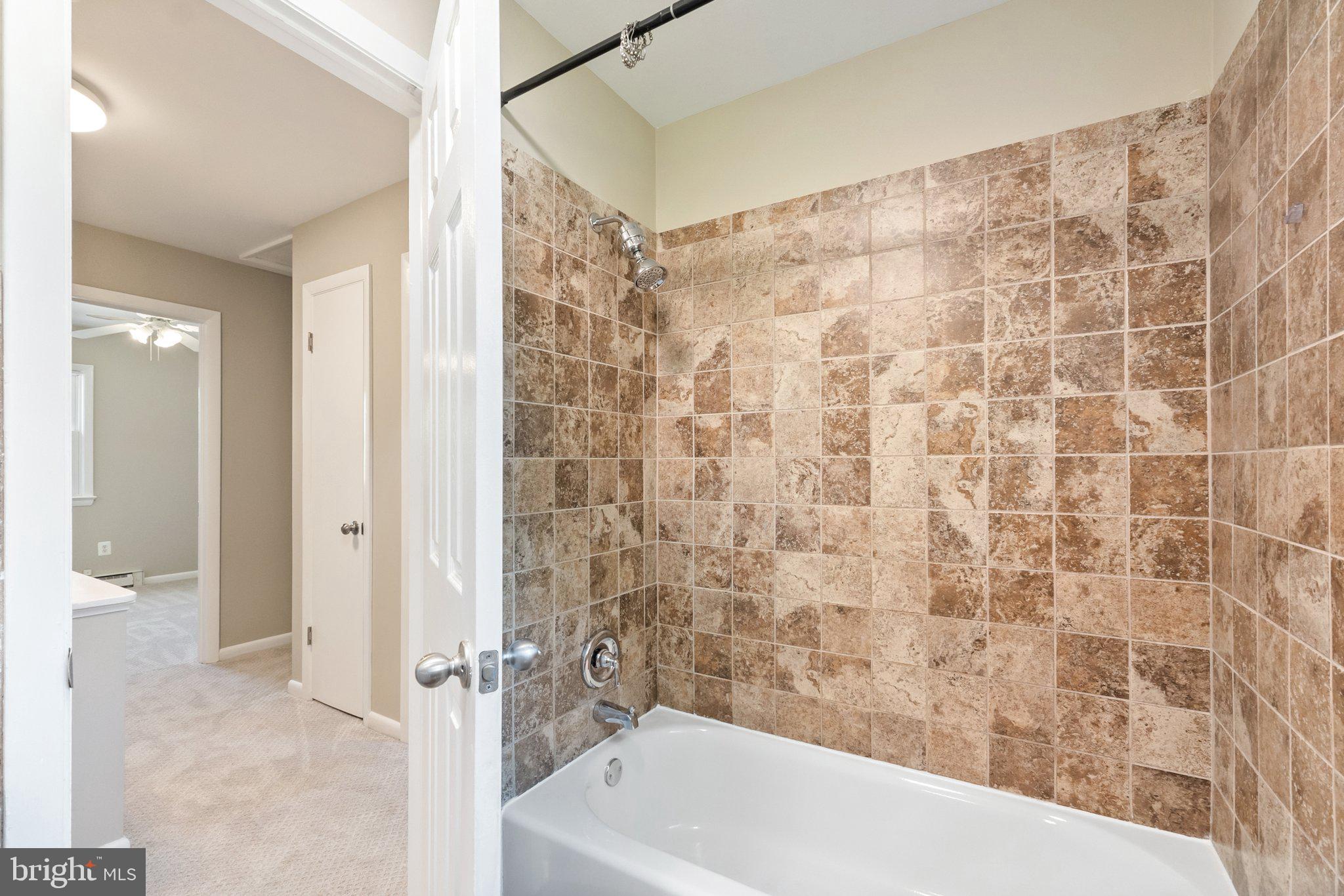 MONROE MANOR - Residential