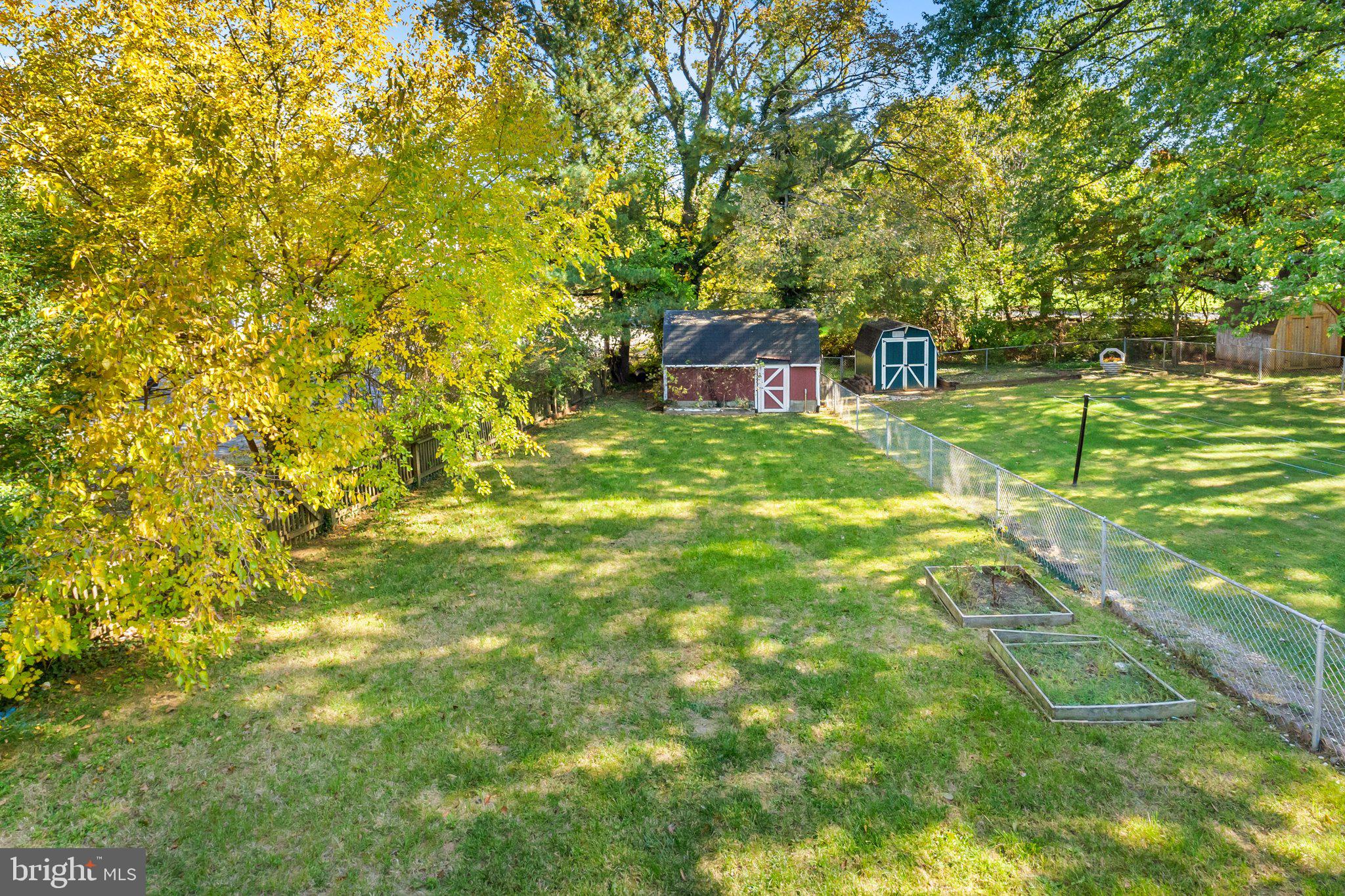 MONROE MANOR - Residential