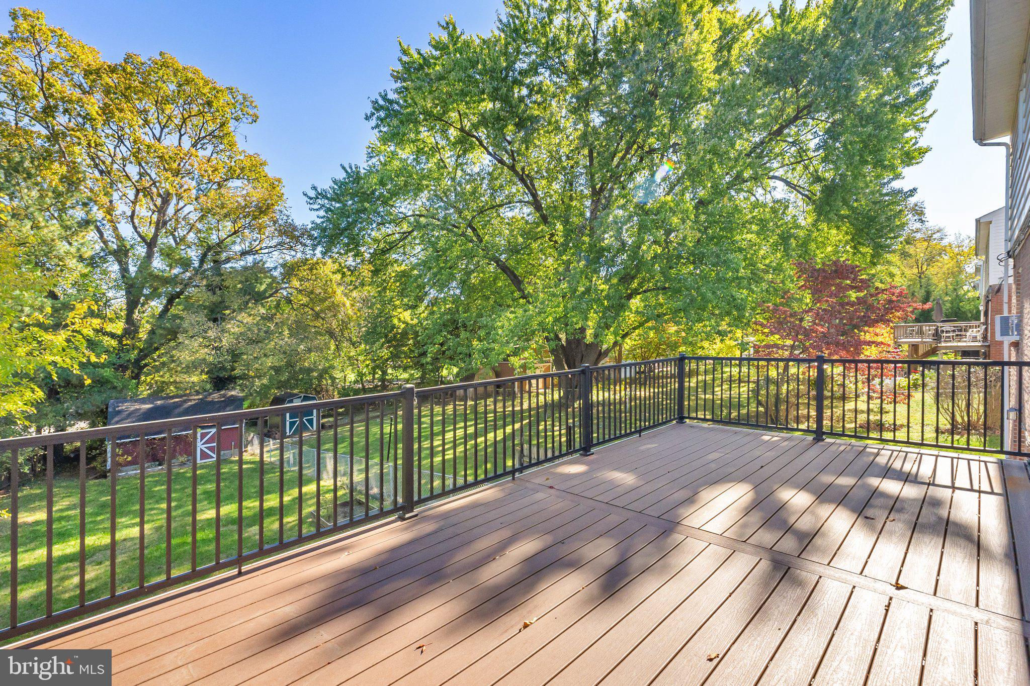 MONROE MANOR - Residential