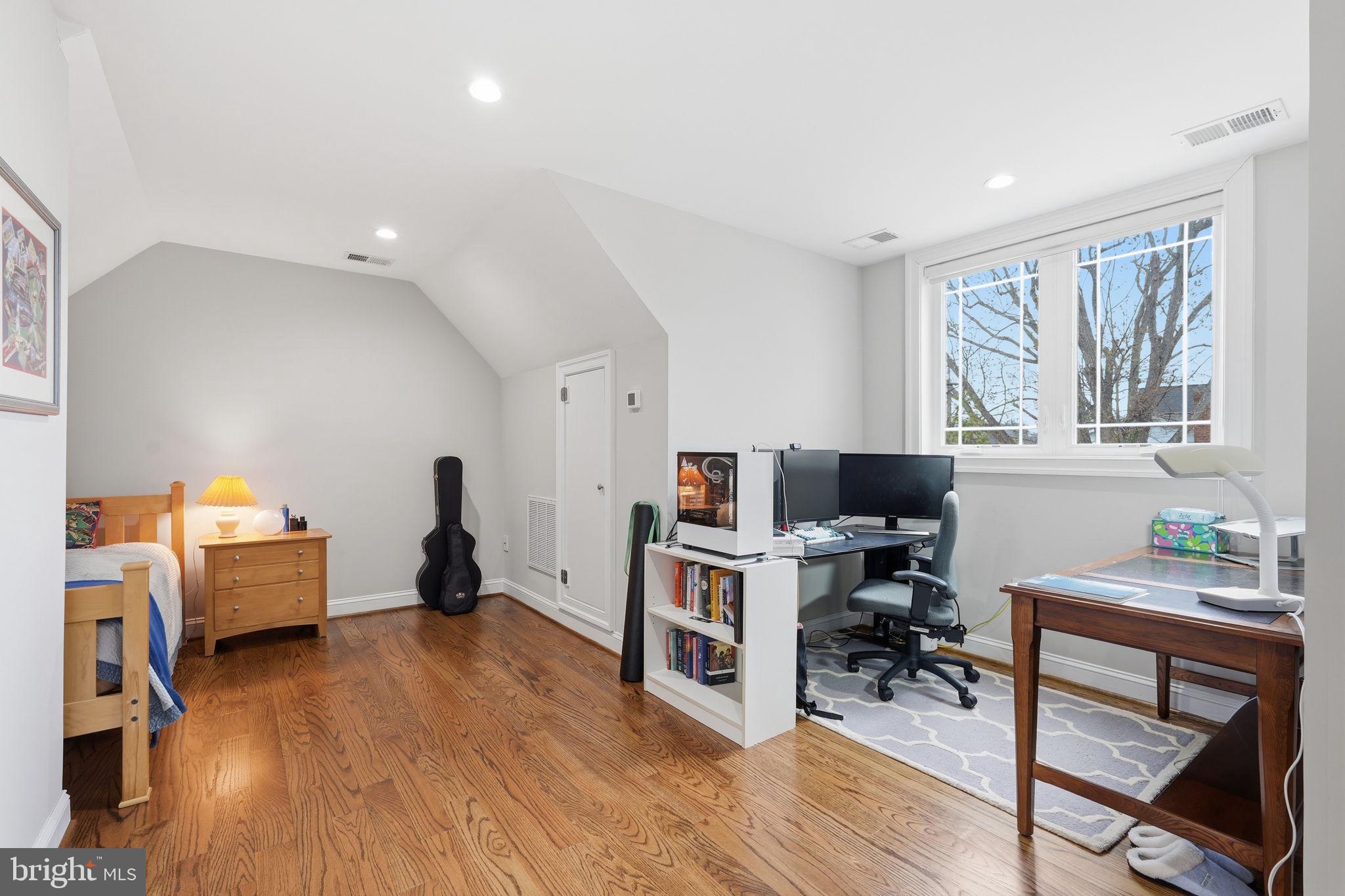 ORCHARD VIEW - Residential