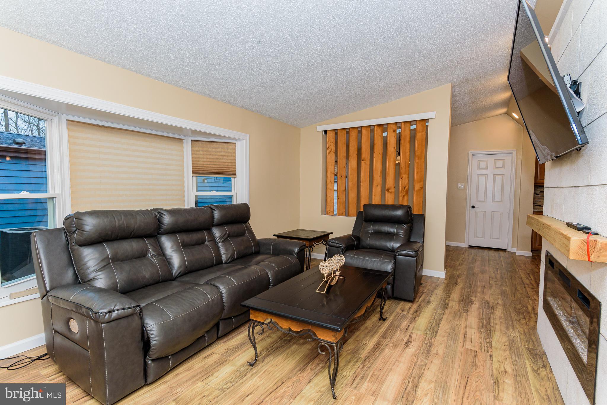 MYSTIC HARBOUR - Residential