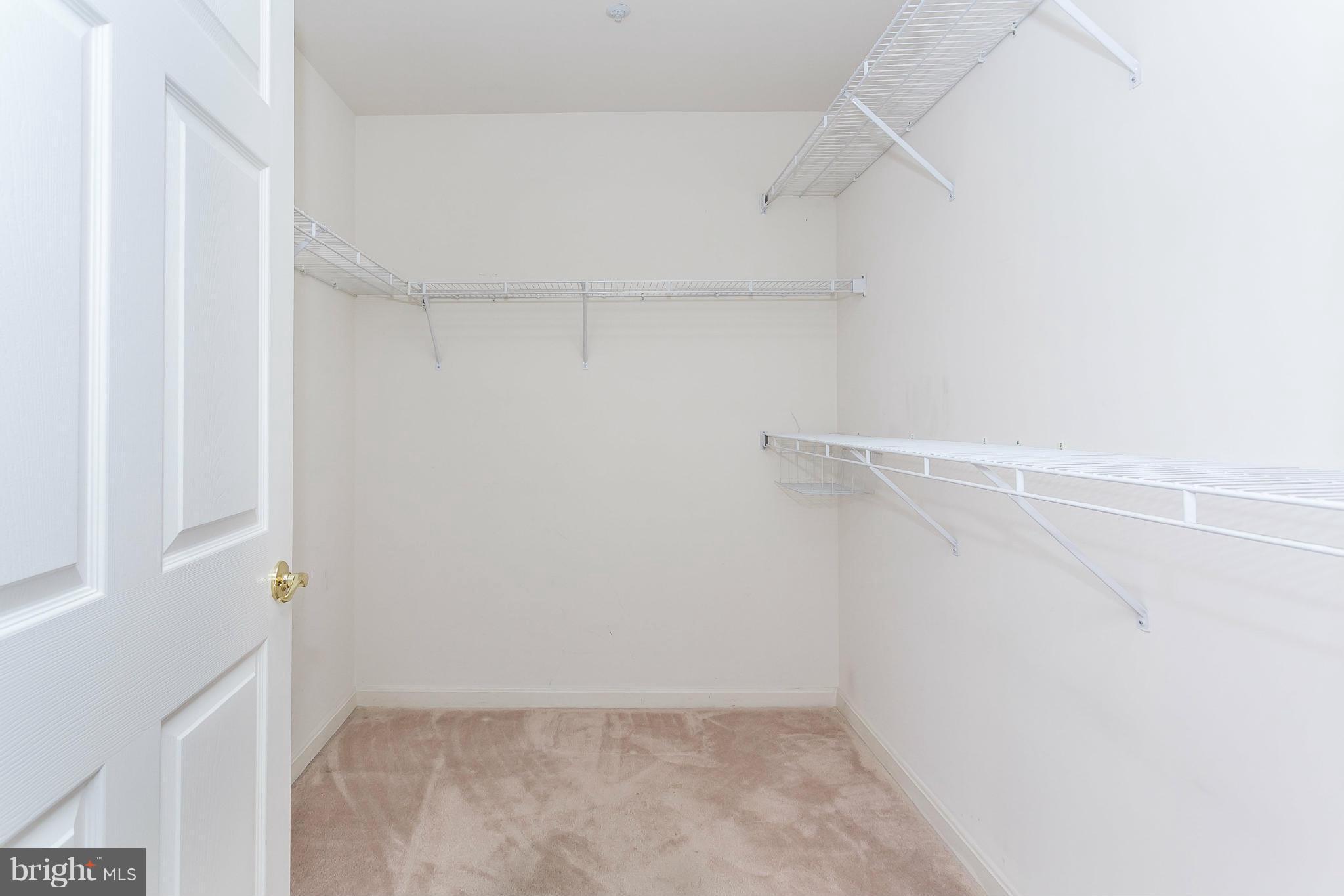 STRAFFAN - Residential